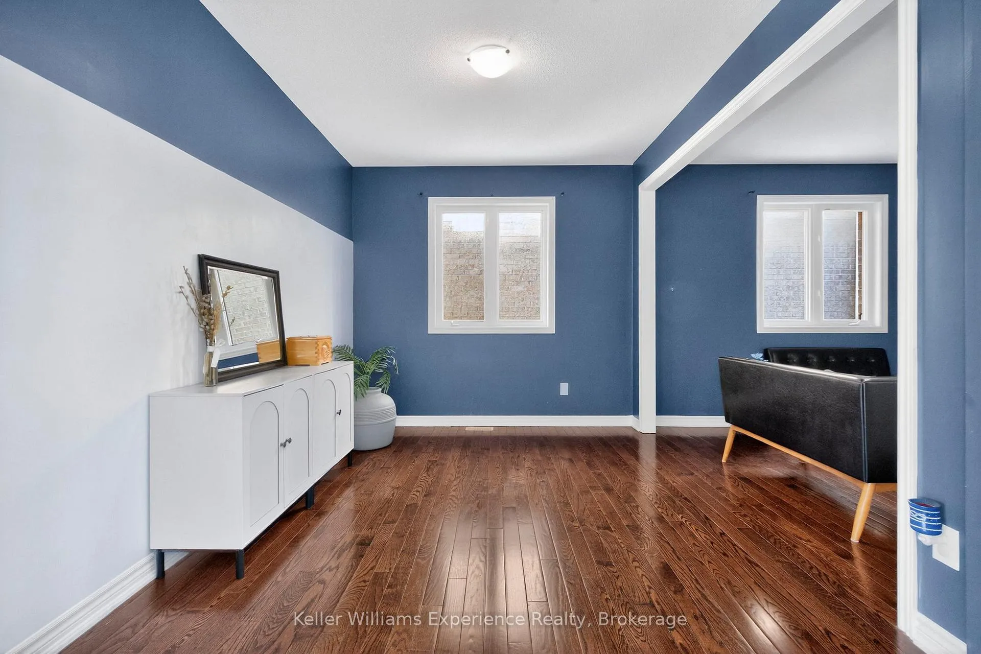 Photo 15 of 2090 Webster Boulevard, Innisfil, Alcona — HOMEH
