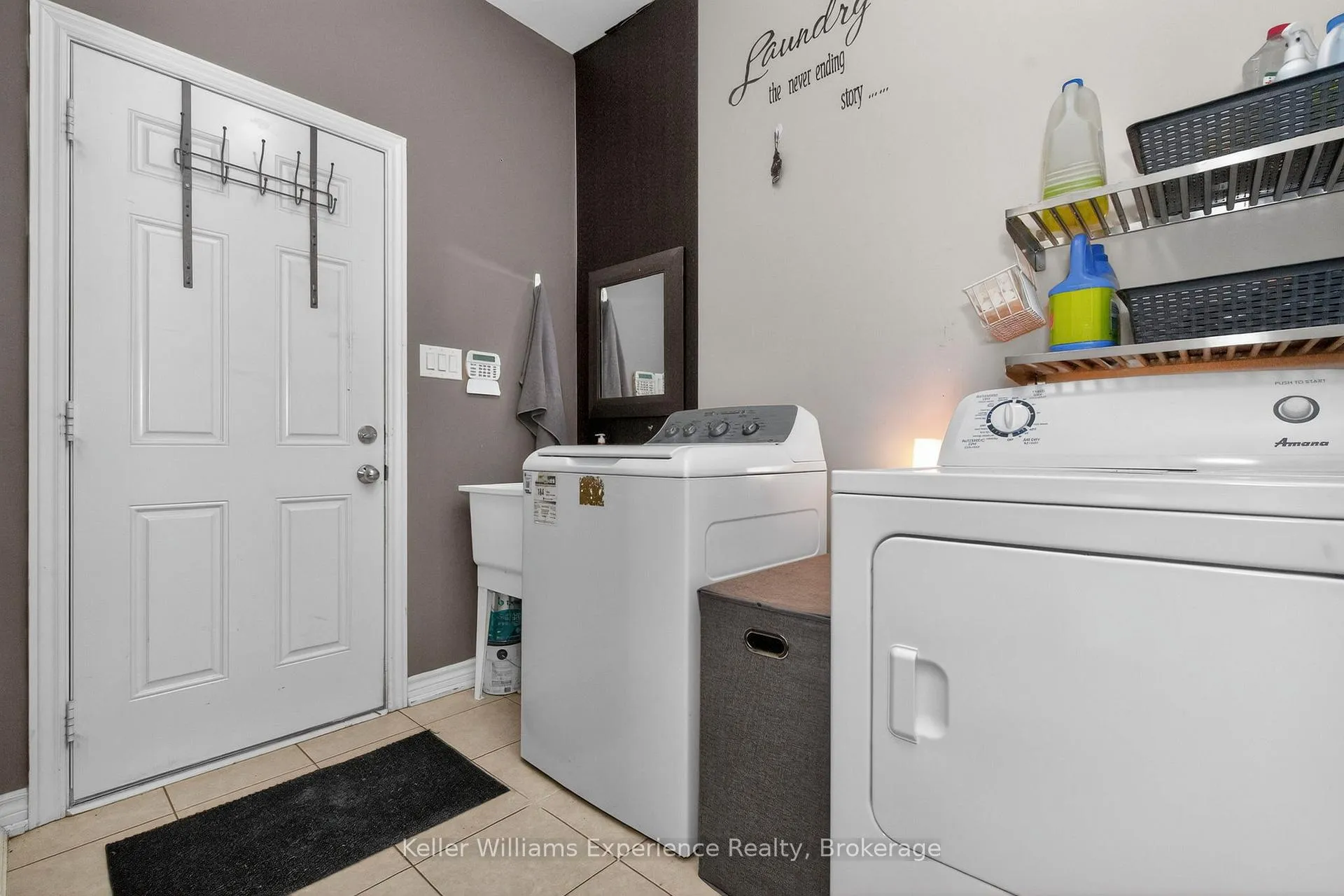 Photo 19 of 2090 Webster Boulevard, Innisfil, Alcona — HOMEH