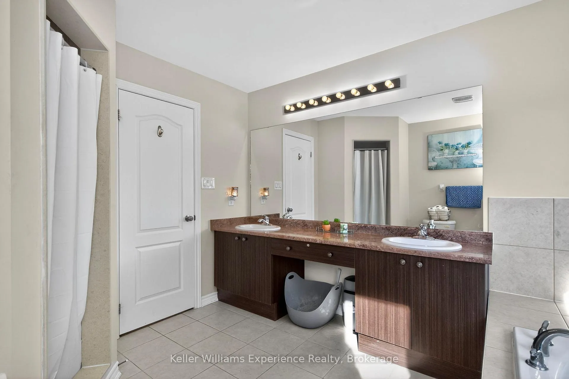 Photo 26 of 2090 Webster Boulevard, Innisfil, Alcona — HOMEH