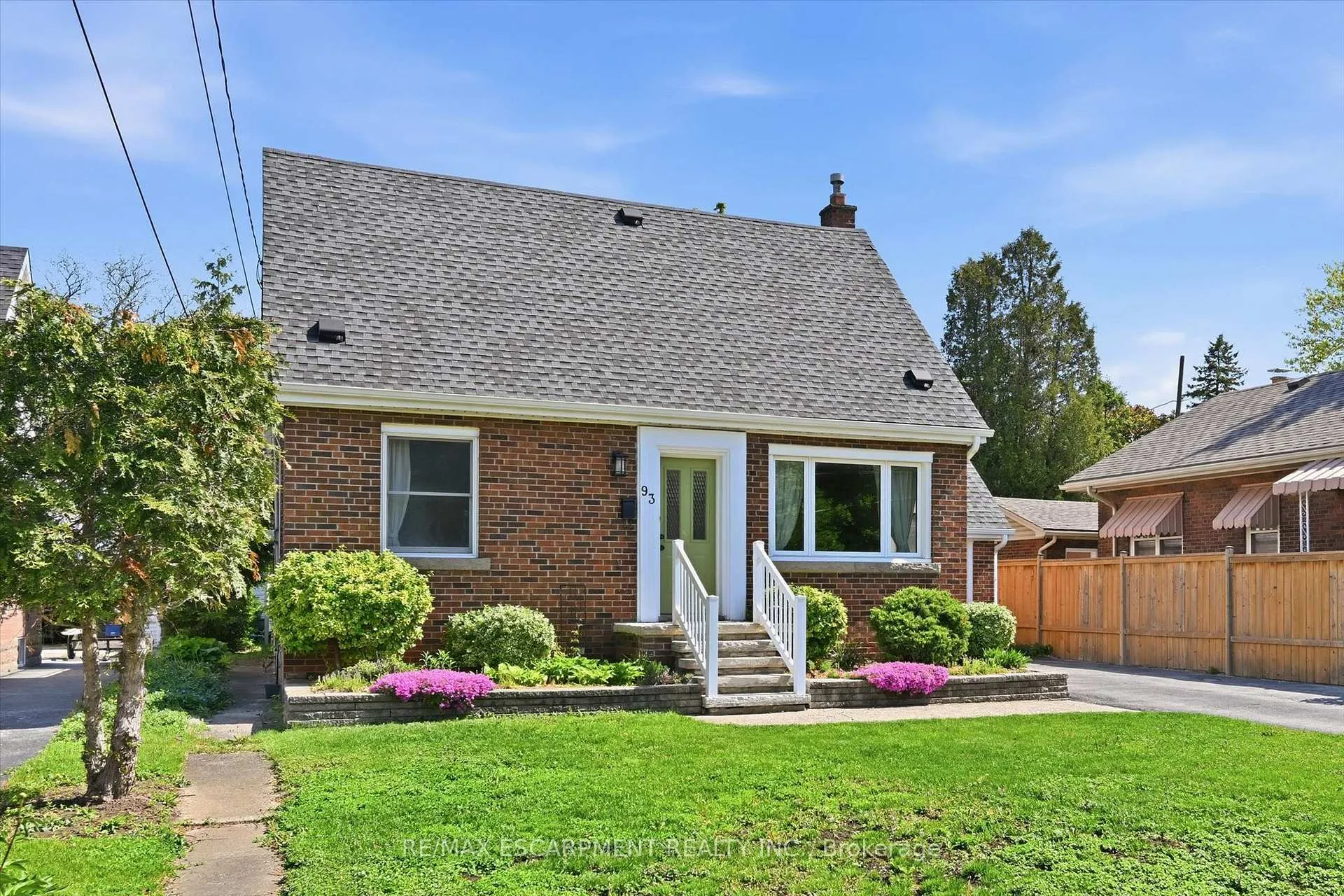 Photo 3 of 93 Sunning Hill Avenue, Hamilton, Sunninghill — HOMEH