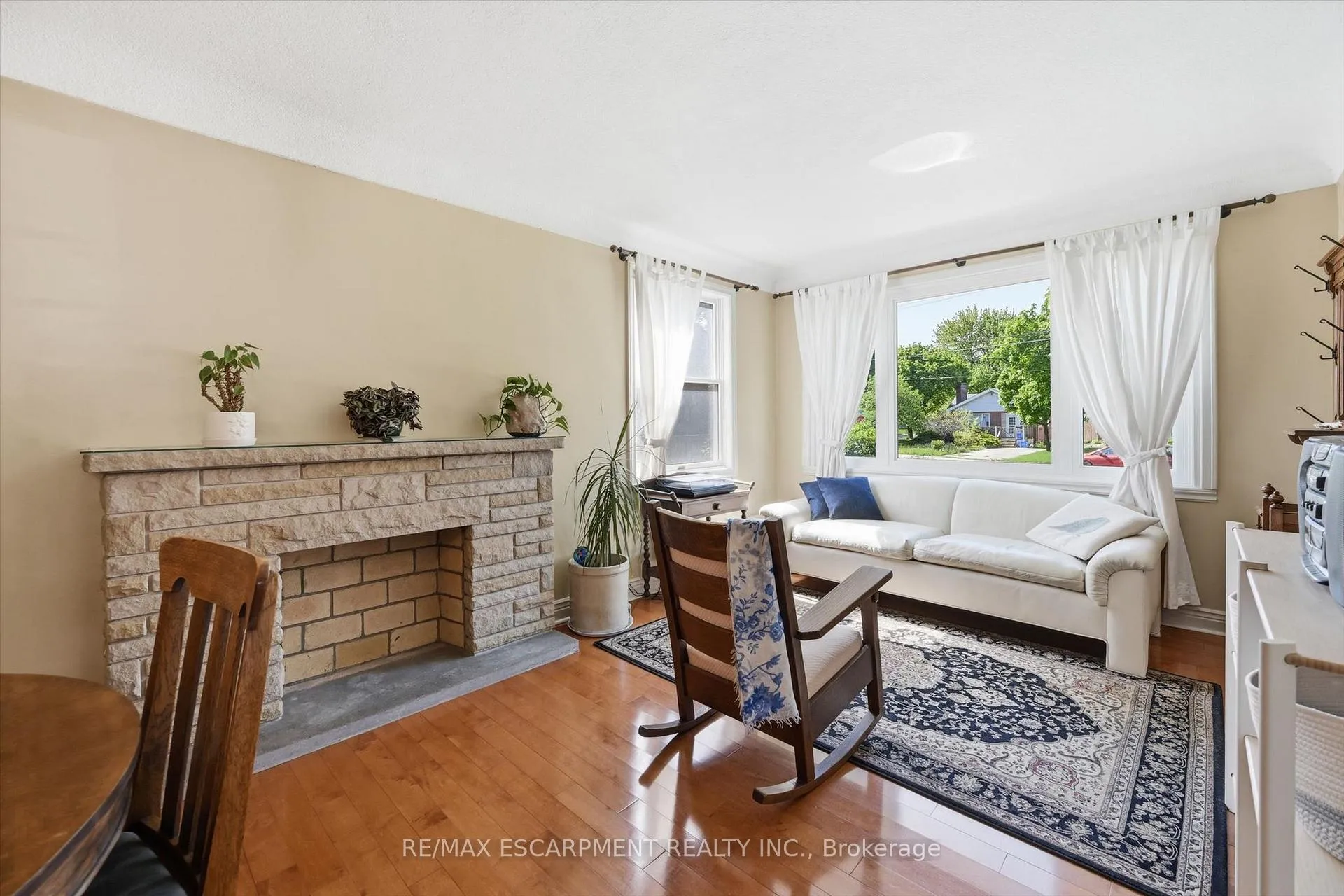 Photo 8 of 93 Sunning Hill Avenue, Hamilton, Sunninghill — HOMEH