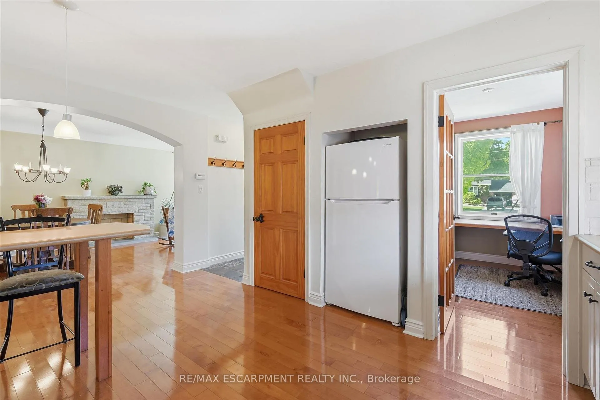 Photo 15 of 93 Sunning Hill Avenue, Hamilton, Sunninghill — HOMEH
