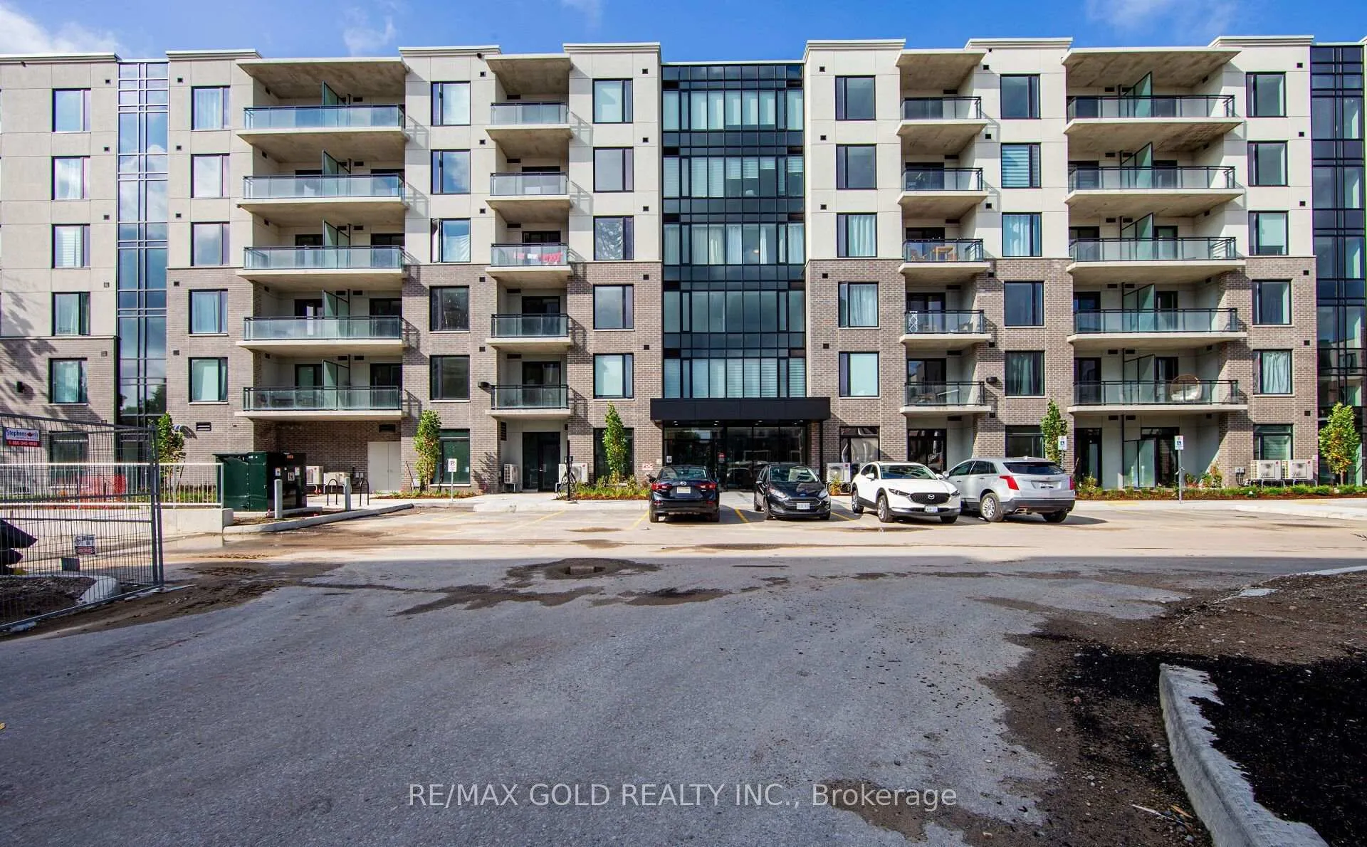Photo 2 of Unit 206, 103 Roger Street, Waterloo, Uptown Waterloo — HOMEH