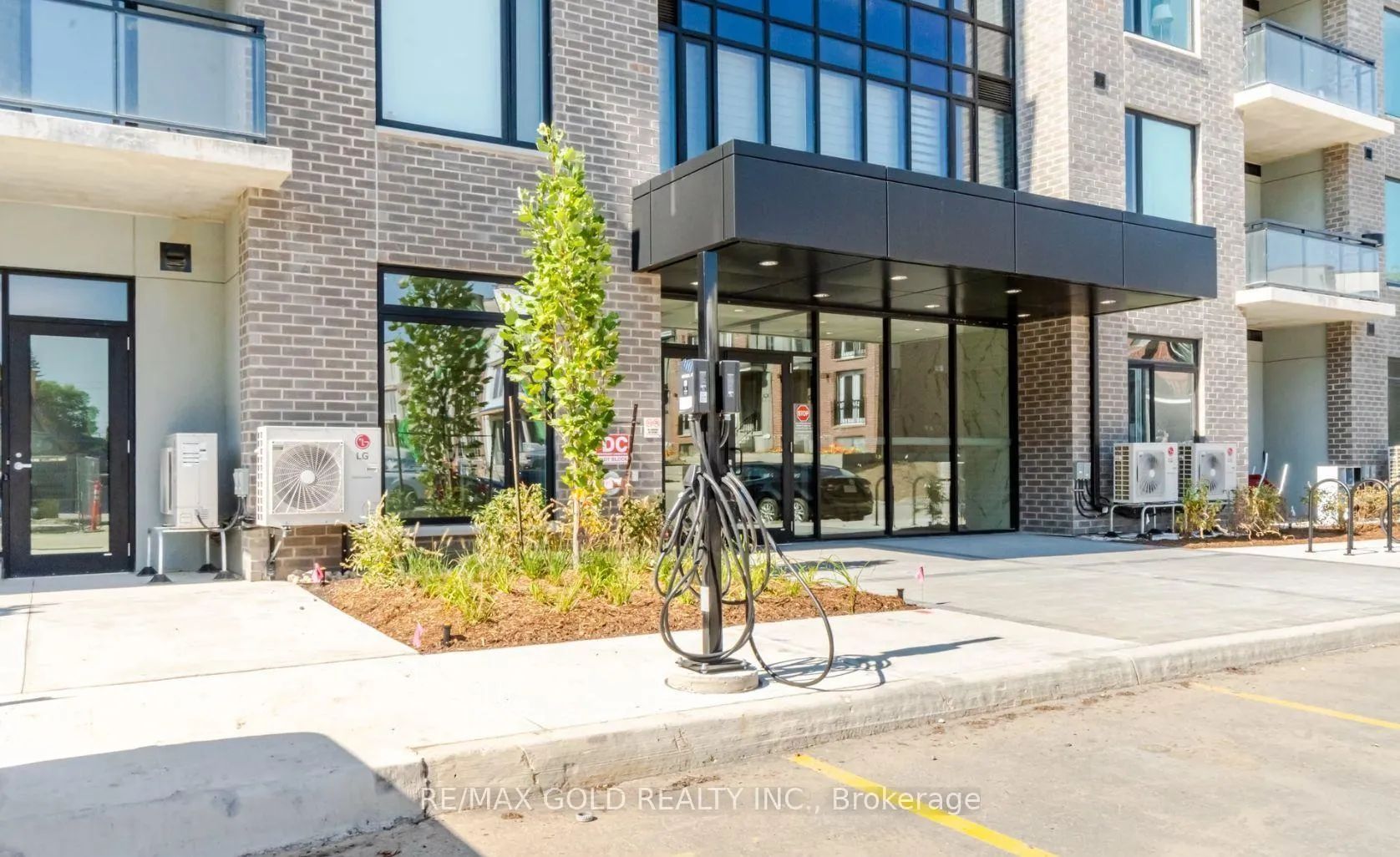Photo 3 of Unit 206, 103 Roger Street, Waterloo, Uptown Waterloo — HOMEH