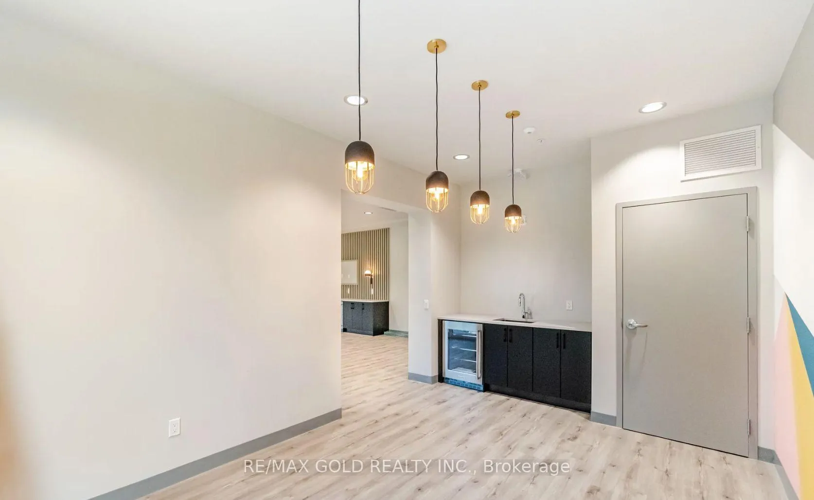 Photo 33 of Unit 206, 103 Roger Street, Waterloo, Uptown Waterloo — HOMEH