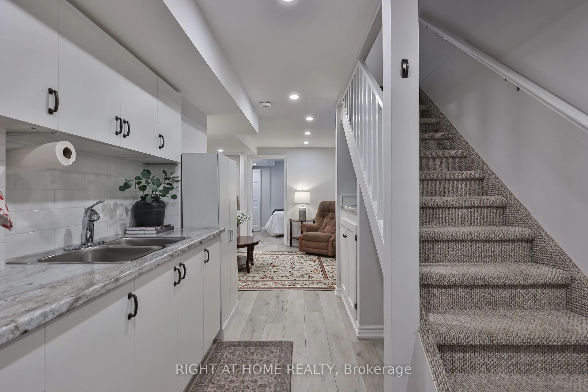 Photo 31 of 89 Vail Meadows Crescent, Clarington, Bowmanville — HOMEH