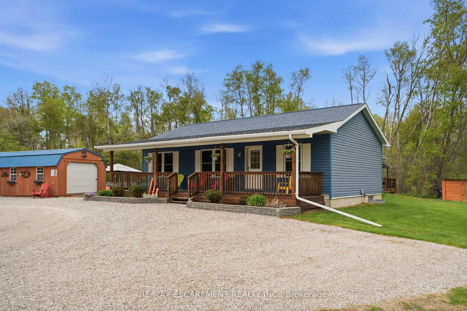 Photo 4 of 809 West Dumphries Road, Brant, Paris — HOMEH