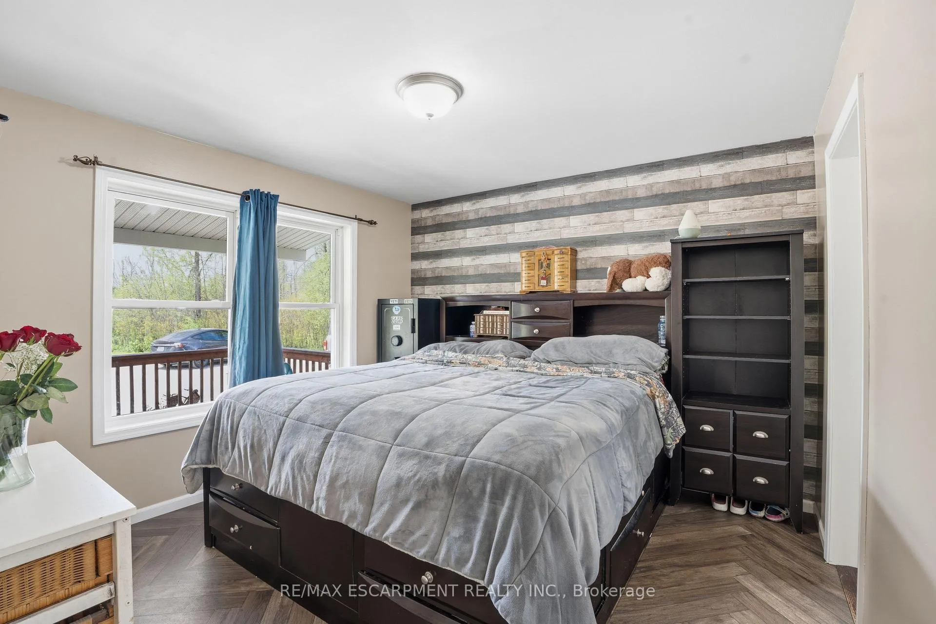 Photo 11 of 809 West Dumphries Road, Brant, Paris — HOMEH