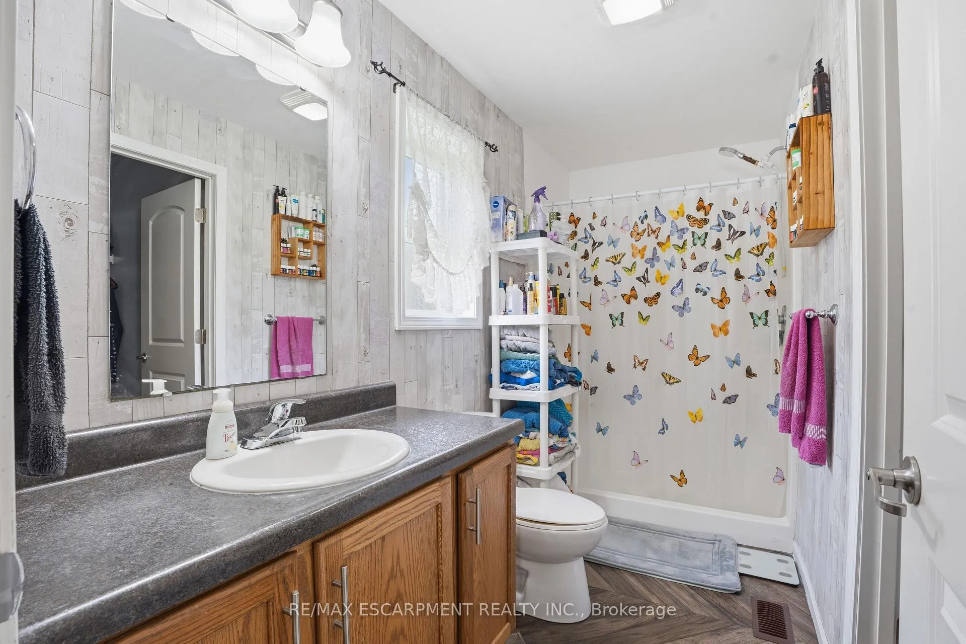 Photo 15 of 809 West Dumphries Road, Brant, Paris — HOMEH