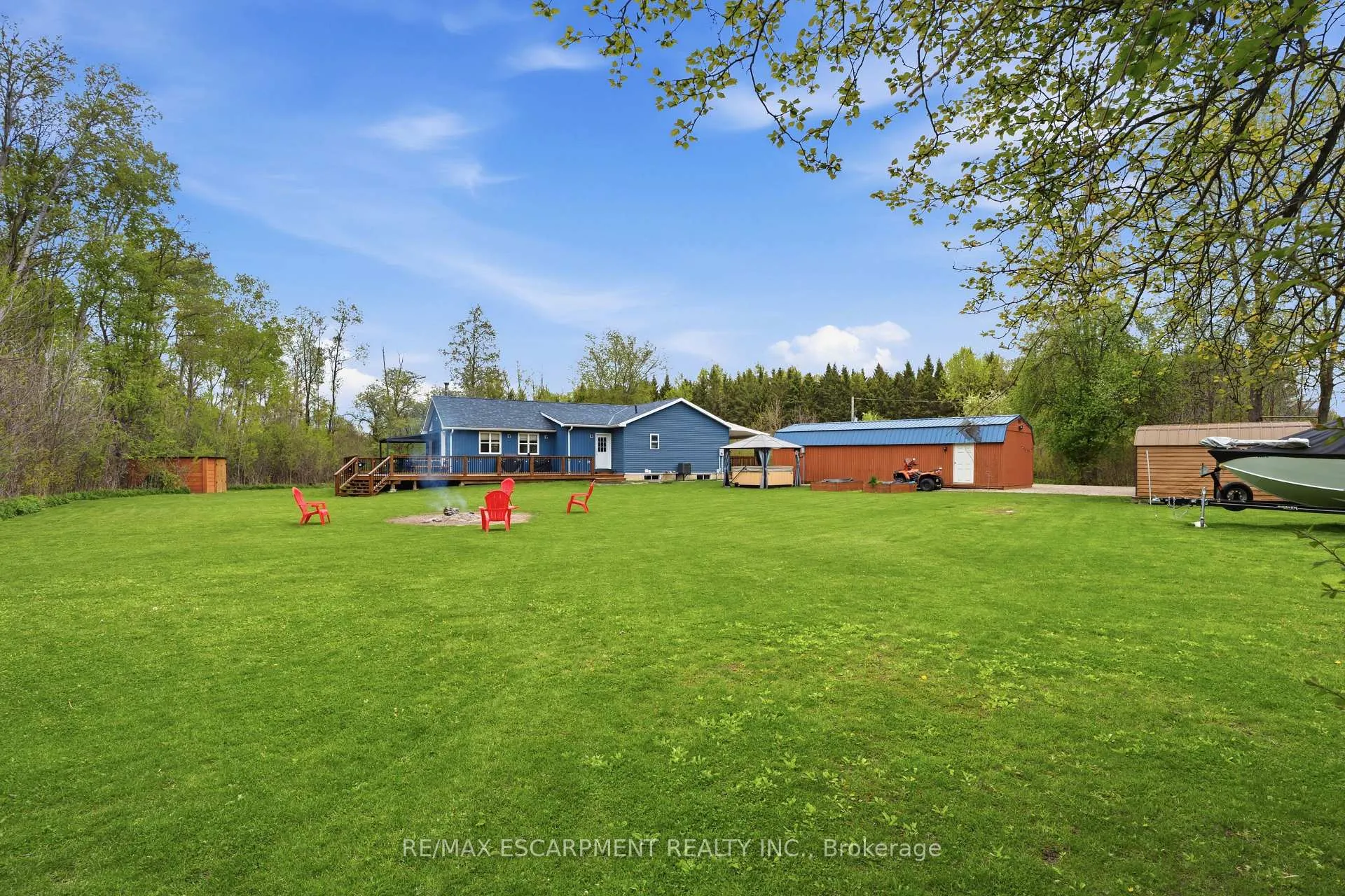 Photo 21 of 809 West Dumphries Road, Brant, Paris — HOMEH