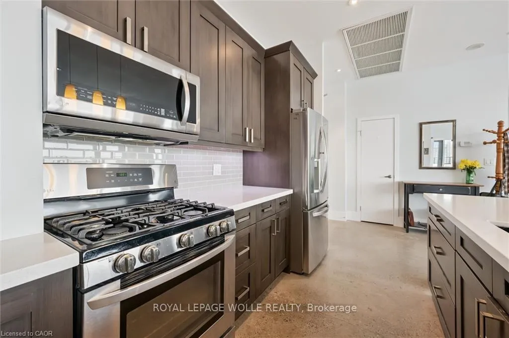 Photo 8 of Unit 1904, 1 Victoria Street S, Kitchener — HOMEH
