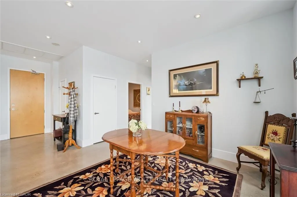 Photo 10 of Unit 1904, 1 Victoria Street S, Kitchener — HOMEH