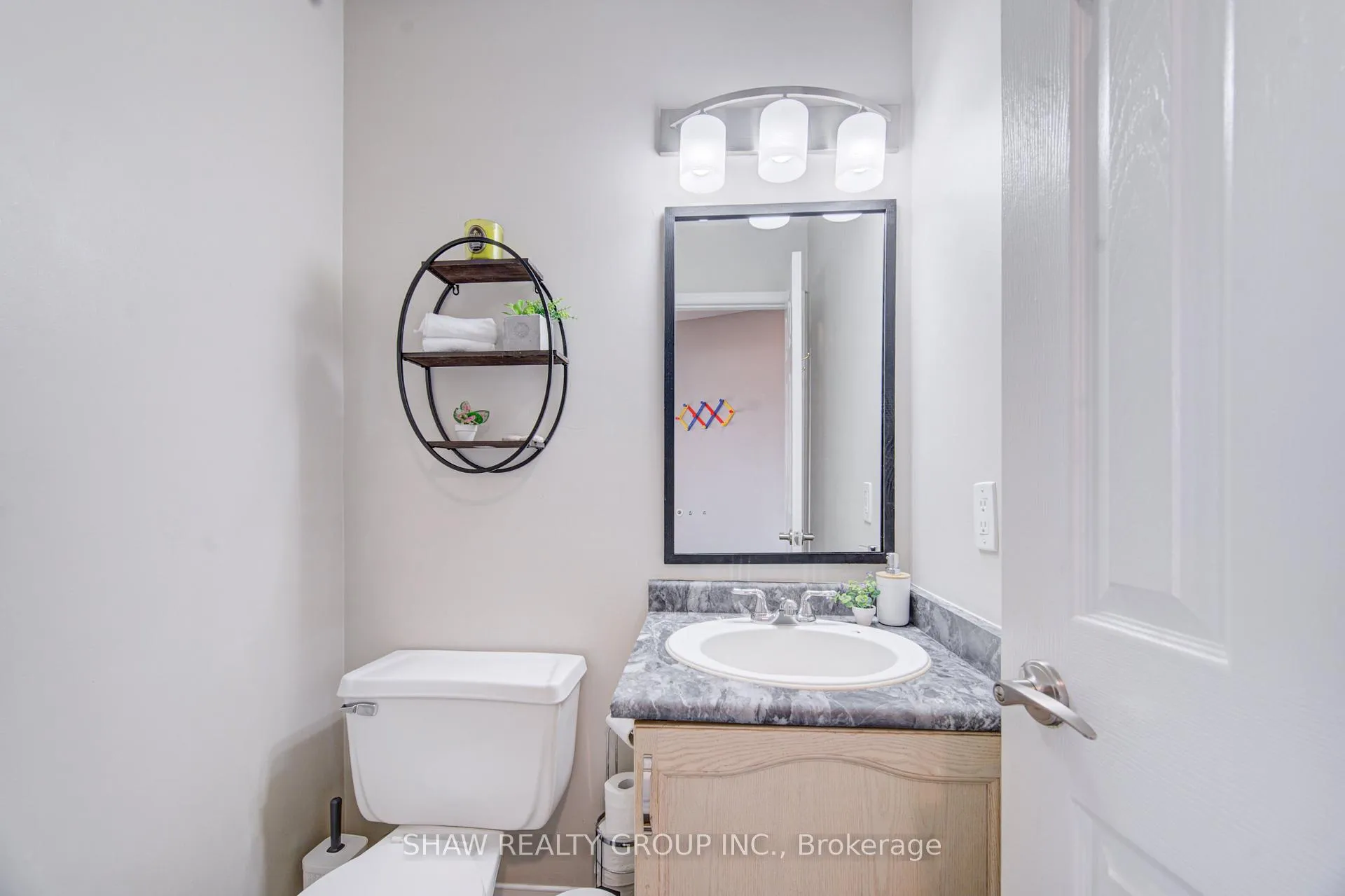 Photo 7 of 334 Christopher Drive, Cambridge — HOMEH