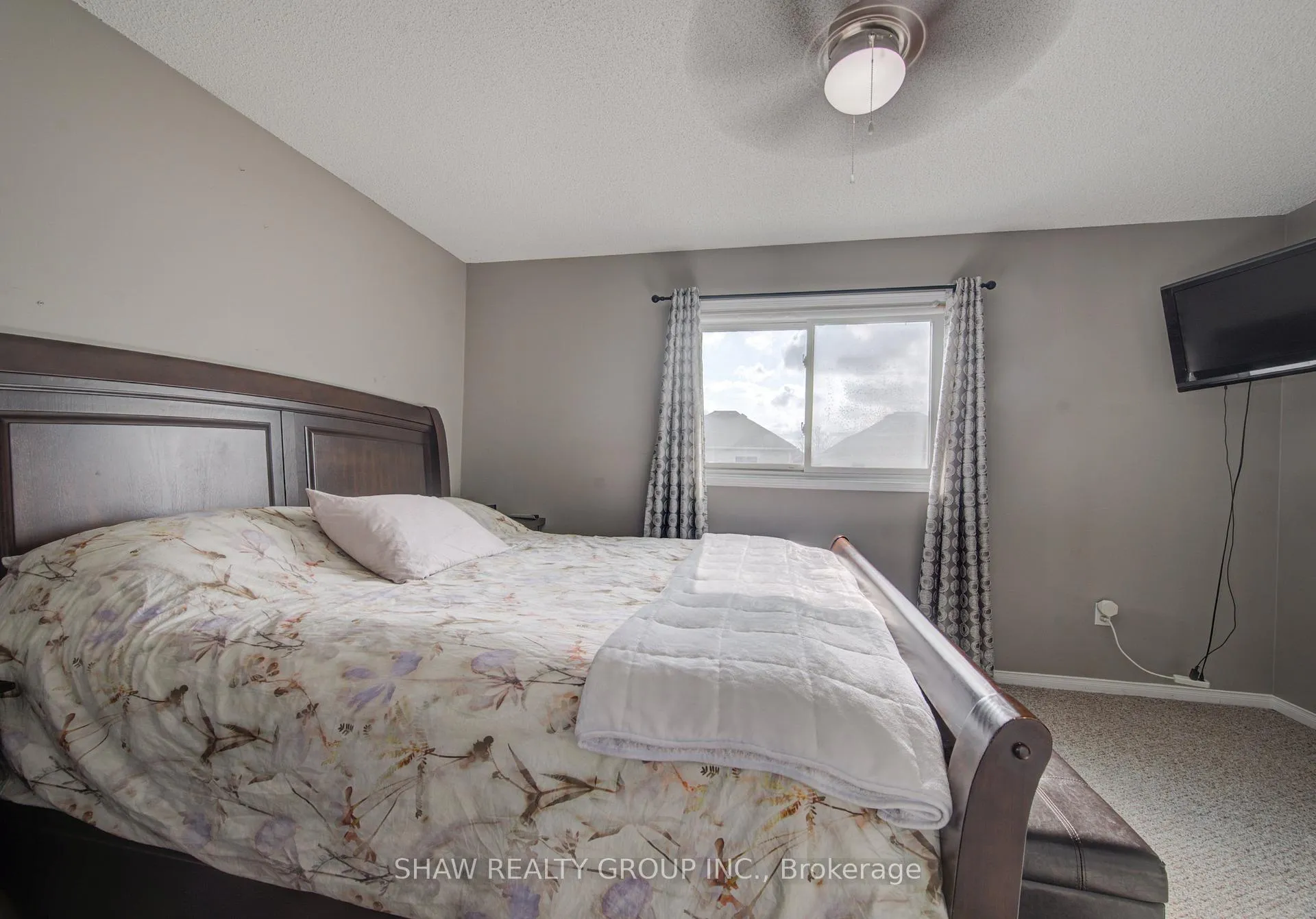 Photo 30 of 334 Christopher Drive, Cambridge — HOMEH