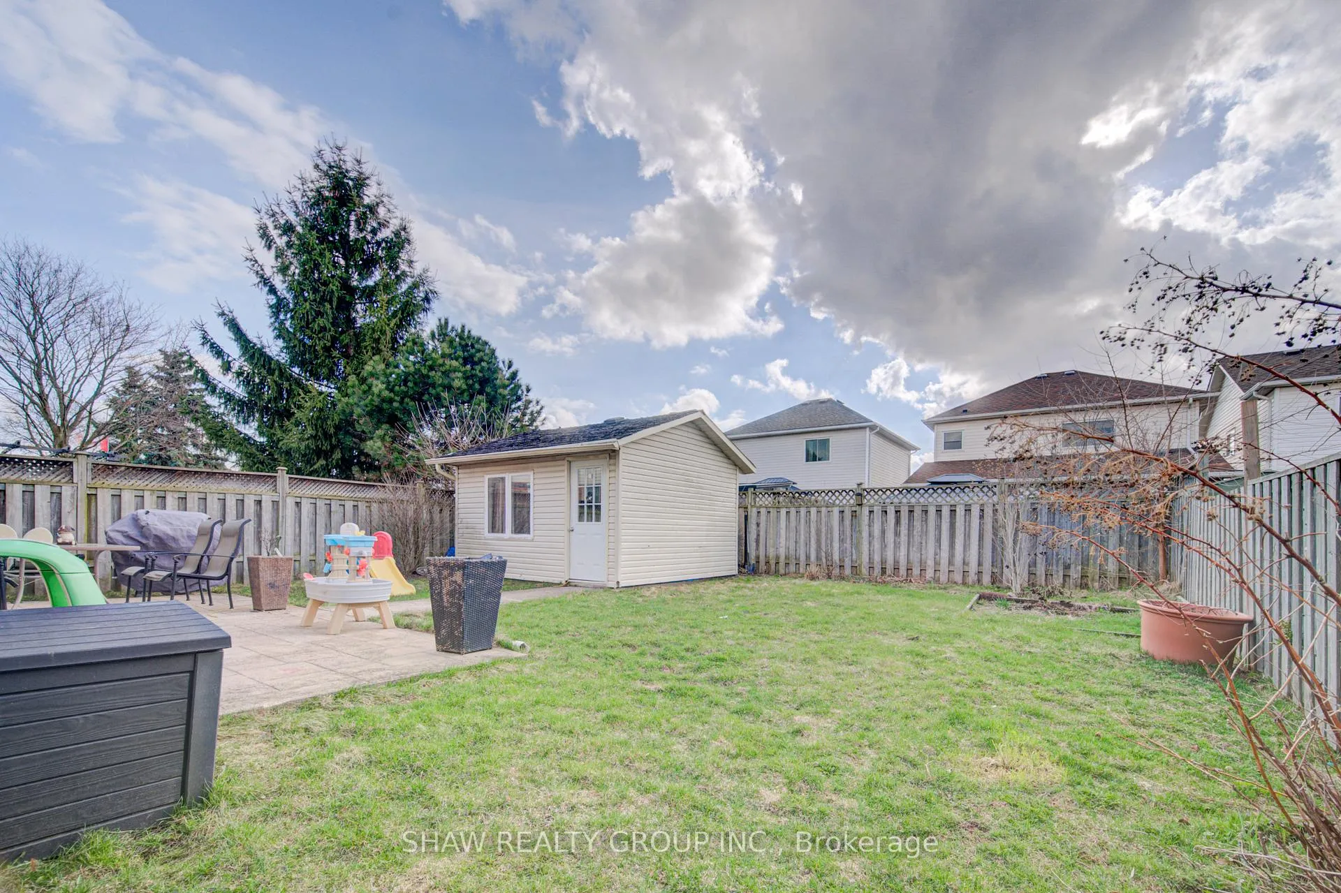 Photo 46 of 334 Christopher Drive, Cambridge — HOMEH