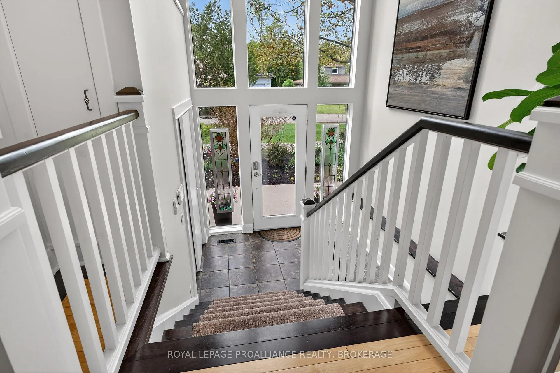 Photo 7 of 9 Grenville Crescent, Kingston, West of Sir John A. Blvd — HOMEH