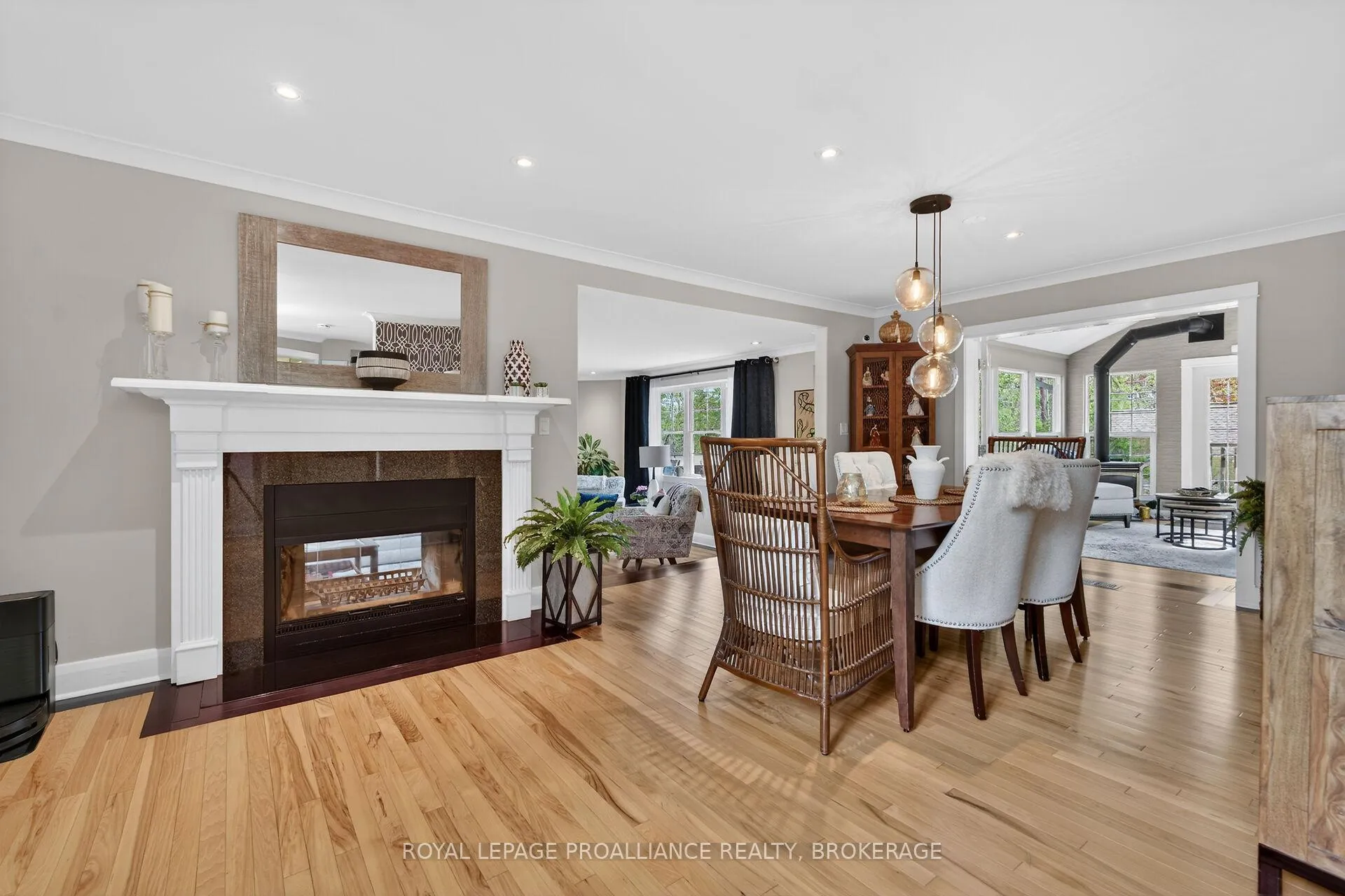 Photo 9 of 9 Grenville Crescent, Kingston, West of Sir John A. Blvd — HOMEH