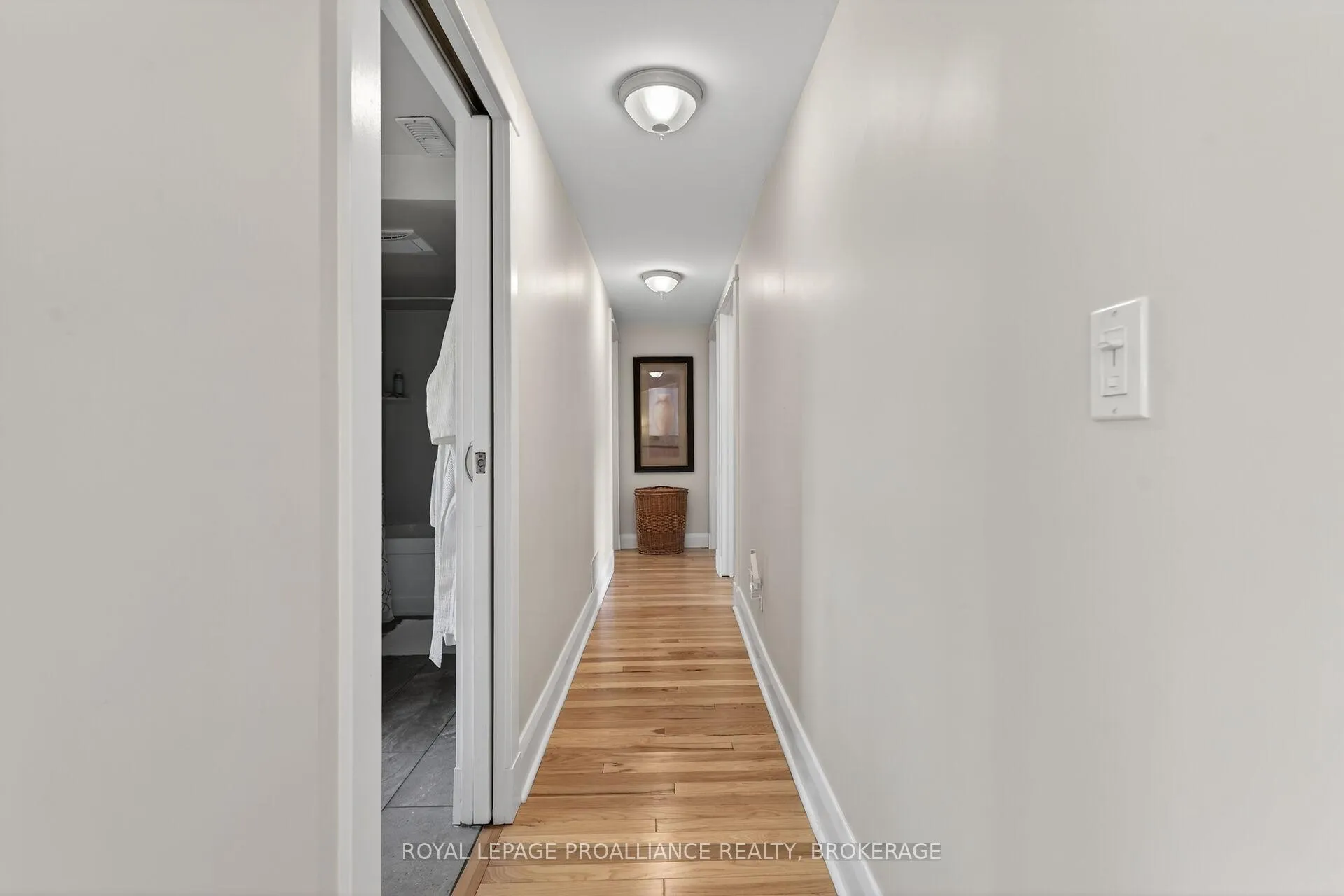 Photo 19 of 9 Grenville Crescent, Kingston, West of Sir John A. Blvd — HOMEH