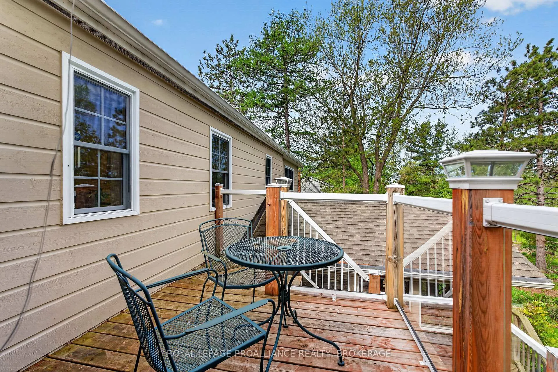 Photo 22 of 9 Grenville Crescent, Kingston, West of Sir John A. Blvd — HOMEH