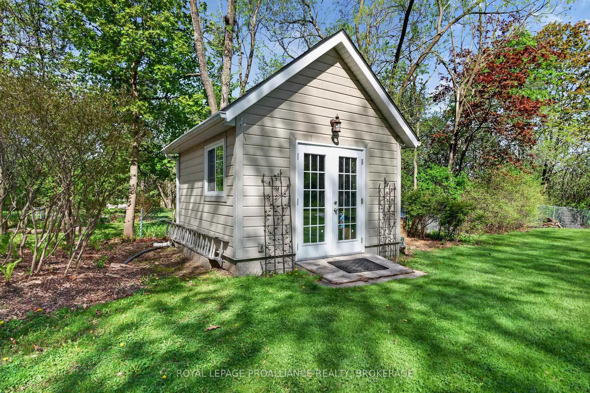 Photo 41 of 9 Grenville Crescent, Kingston, West of Sir John A. Blvd — HOMEH