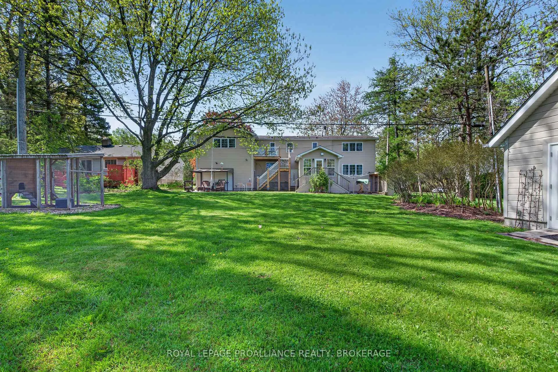 Photo 43 of 9 Grenville Crescent, Kingston, West of Sir John A. Blvd — HOMEH