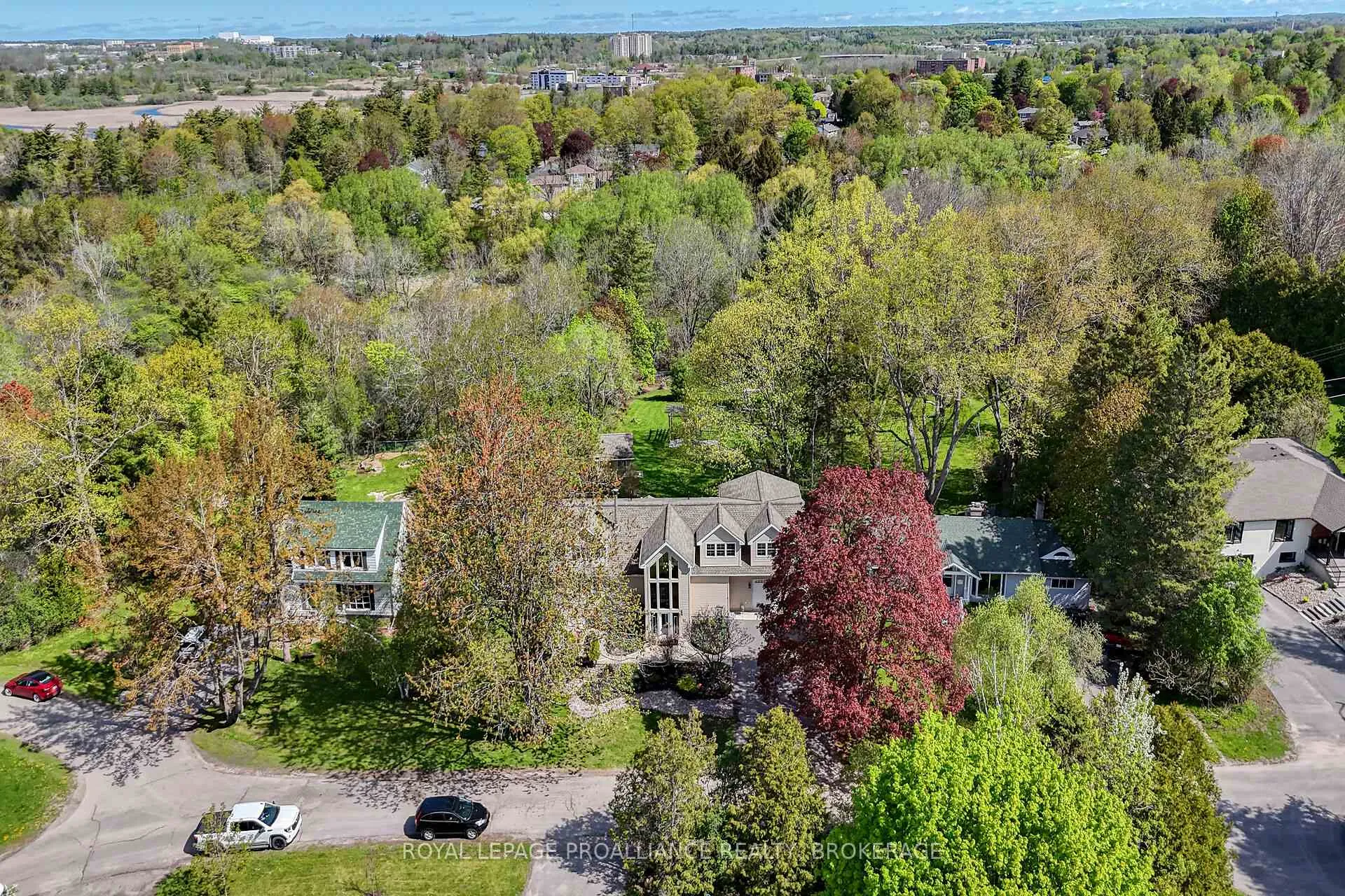 Photo 44 of 9 Grenville Crescent, Kingston, West of Sir John A. Blvd — HOMEH