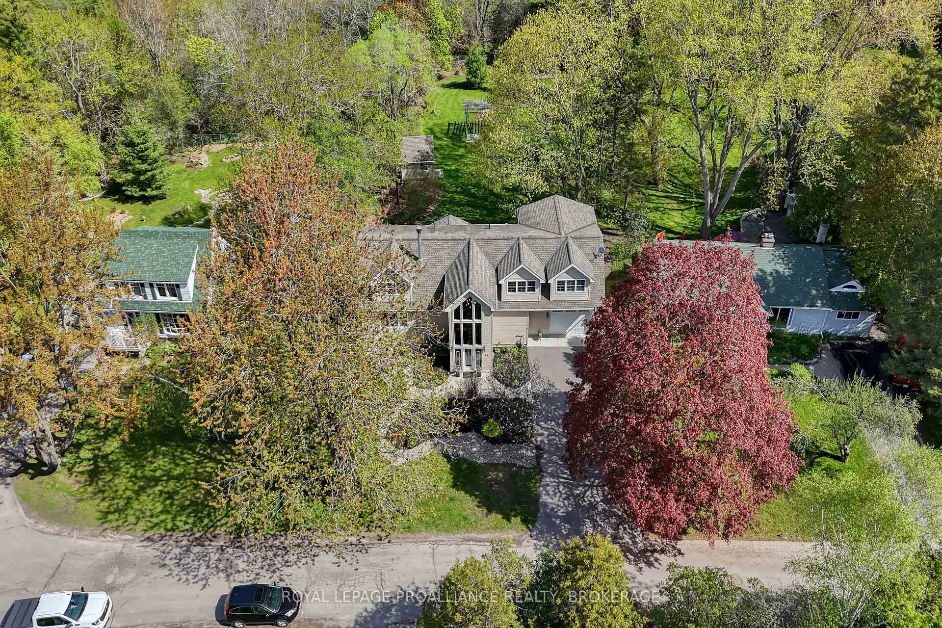 Photo 45 of 9 Grenville Crescent, Kingston, West of Sir John A. Blvd — HOMEH
