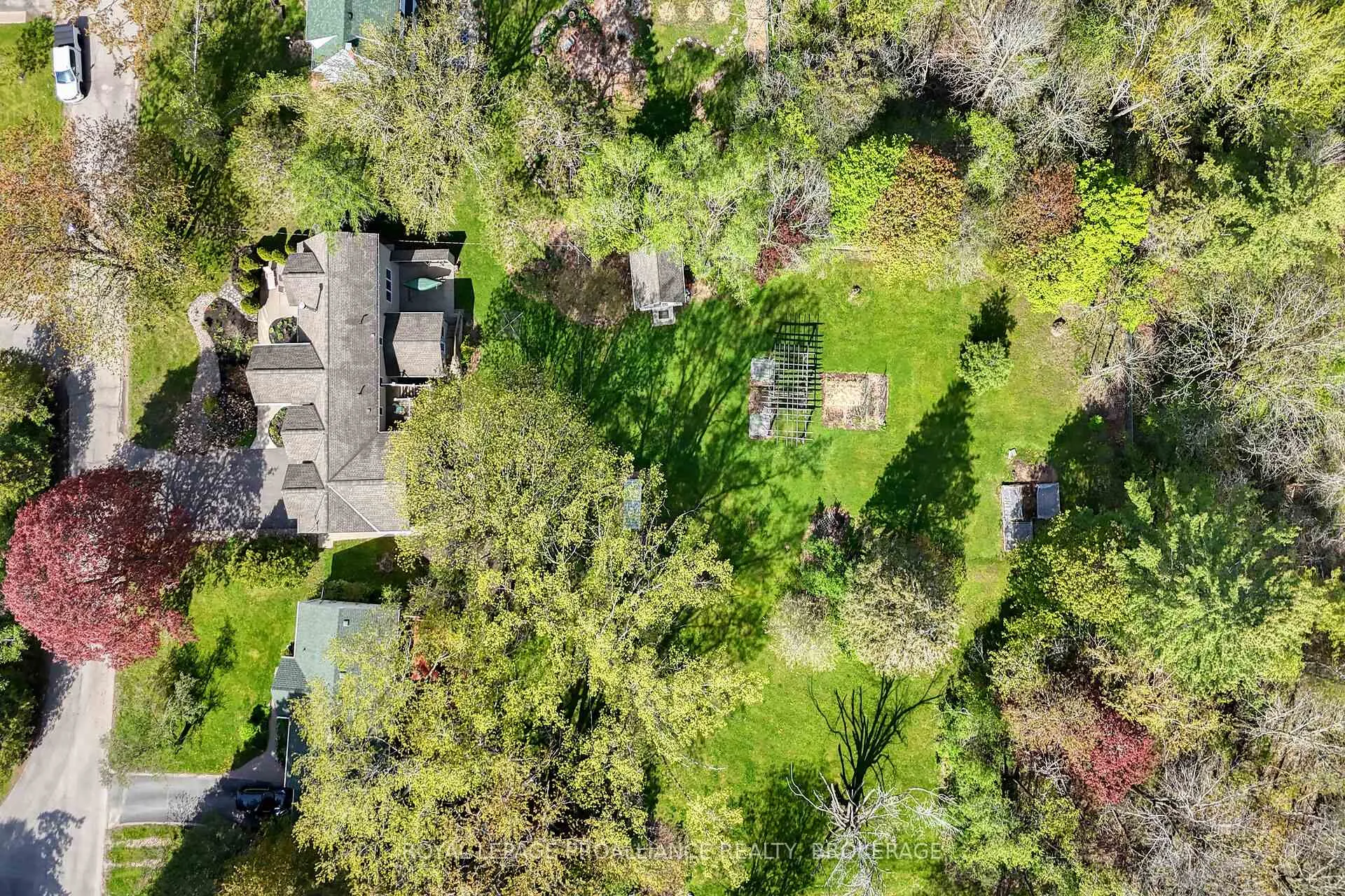 Photo 46 of 9 Grenville Crescent, Kingston, West of Sir John A. Blvd — HOMEH
