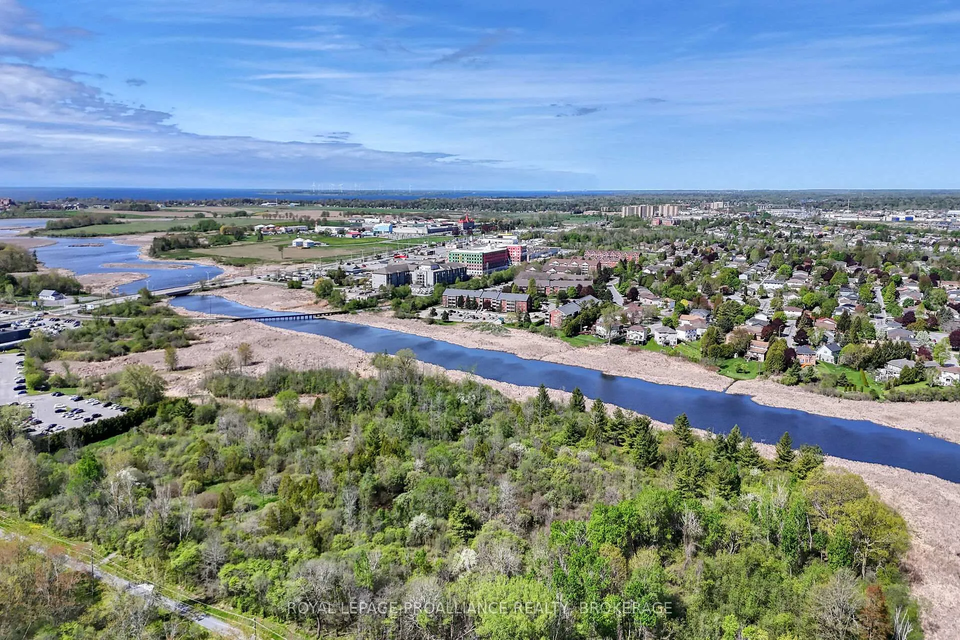 Photo 48 of 9 Grenville Crescent, Kingston, West of Sir John A. Blvd — HOMEH