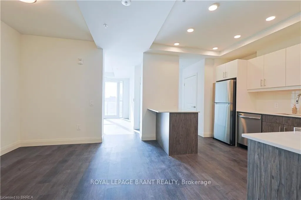 Photo 3 of Unit 215, 1333 Weber Street E, Kitchener, Stanley Park — HOMEH