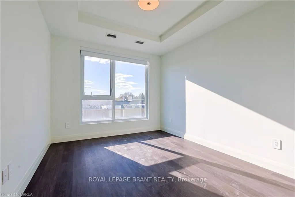 Photo 5 of Unit 215, 1333 Weber Street E, Kitchener, Stanley Park — HOMEH
