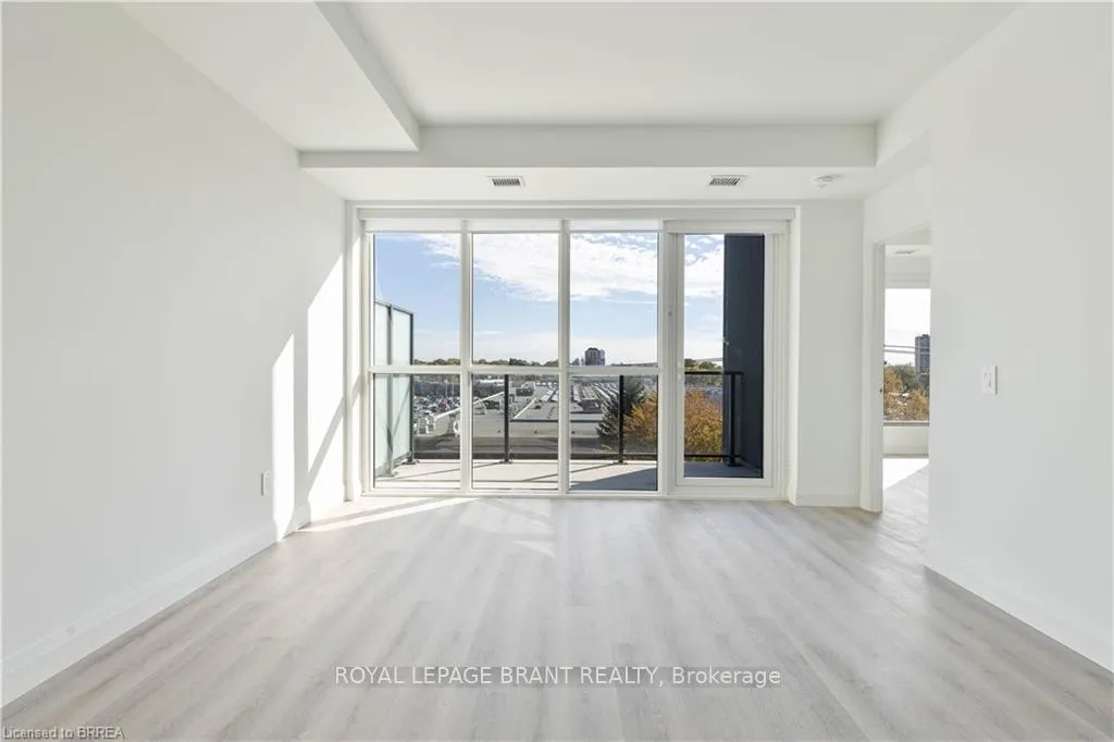 Photo 9 of Unit 403, 1333 Weber Street E, Kitchener — HOMEH