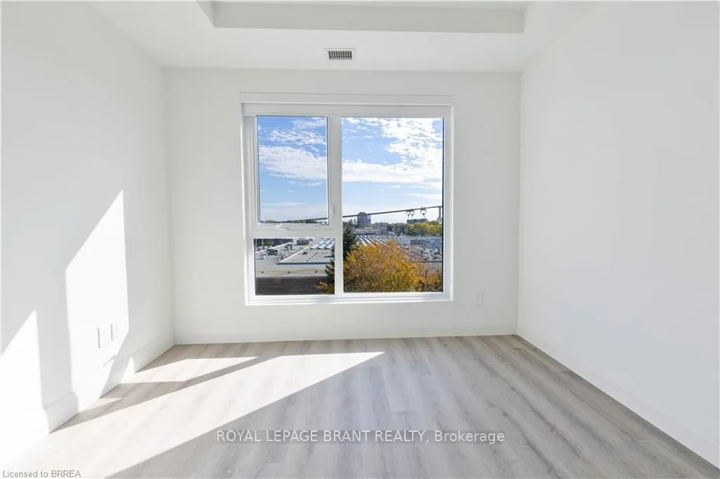 Photo 11 of Unit 403, 1333 Weber Street E, Kitchener — HOMEH