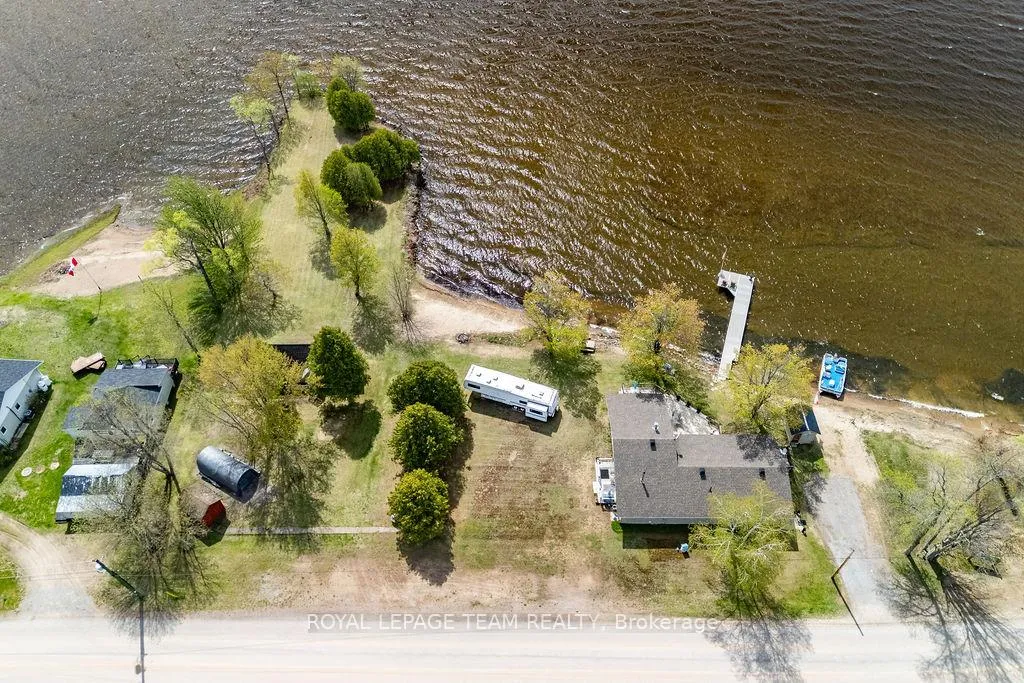 Photo 5 of 437 Island View Drive, North Algona Wilberforce, North Algona/Wilberforce Twp — HOMEH