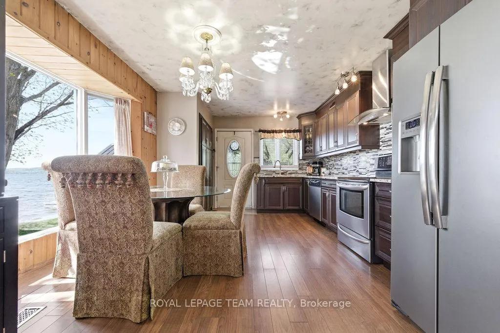 Photo 9 of 437 Island View Drive, North Algona Wilberforce, North Algona/Wilberforce Twp — HOMEH
