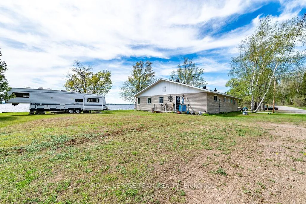 Photo 37 of 437 Island View Drive, North Algona Wilberforce, North Algona/Wilberforce Twp — HOMEH