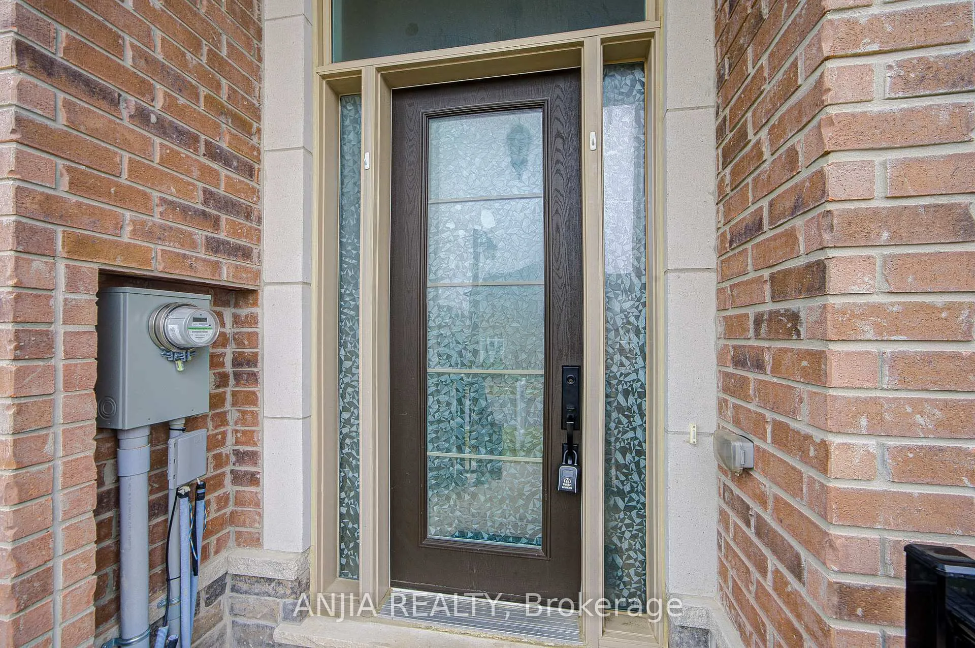 Photo 2 of 329 Swan Park Road, Markham, Greensborough — HOMEH