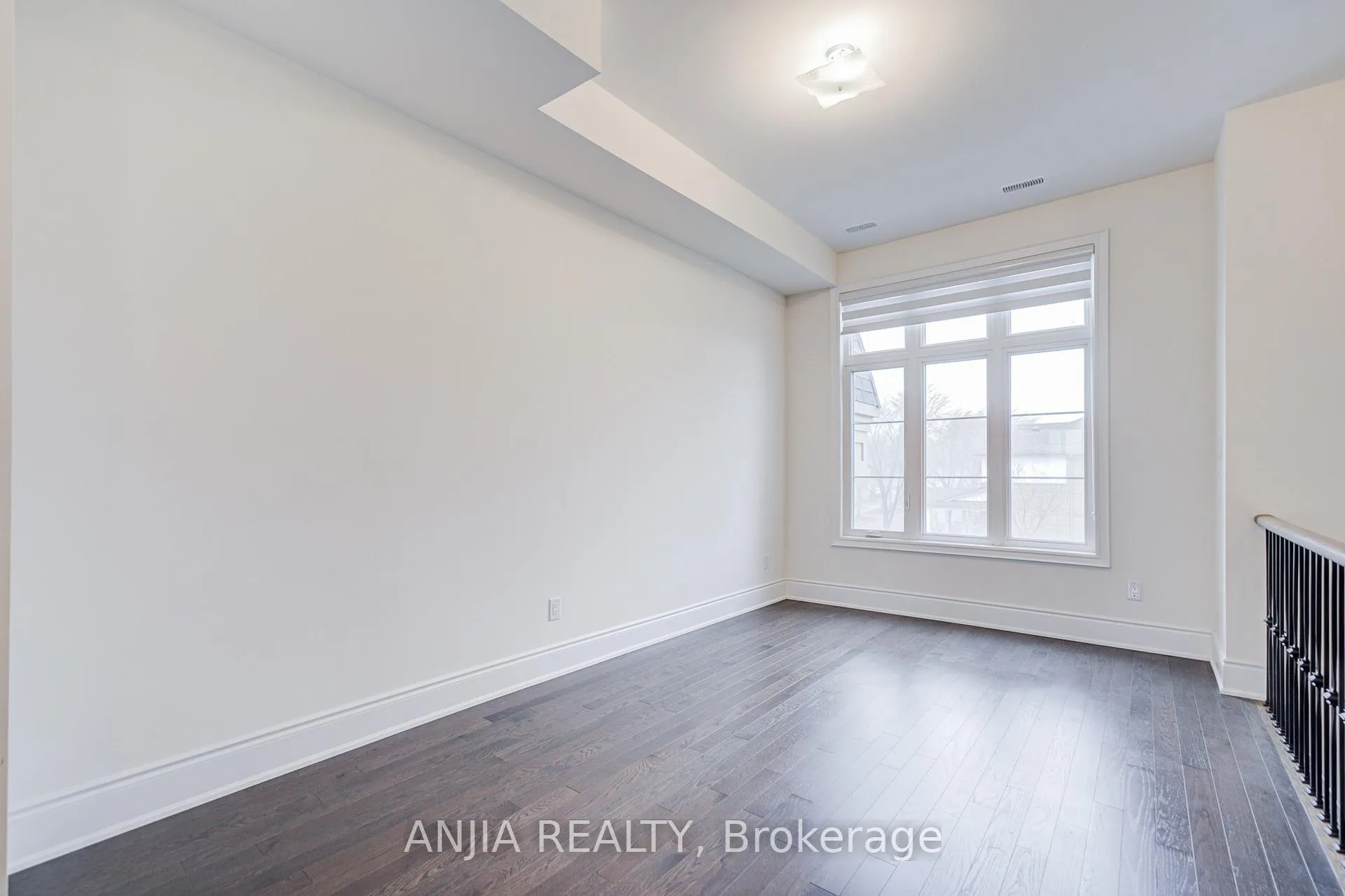 Photo 10 of 329 Swan Park Road, Markham, Greensborough — HOMEH