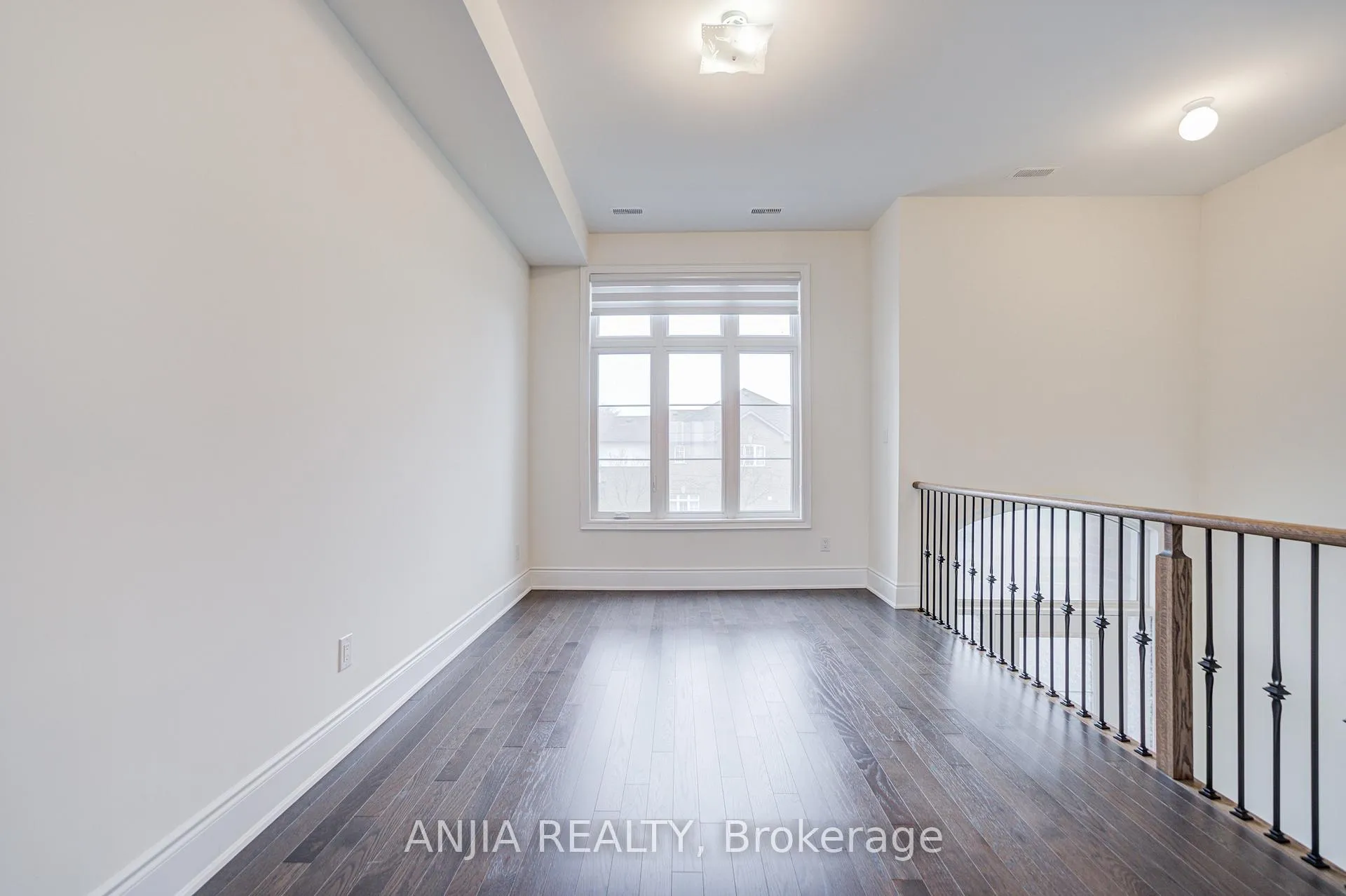 Photo 11 of 329 Swan Park Road, Markham, Greensborough — HOMEH