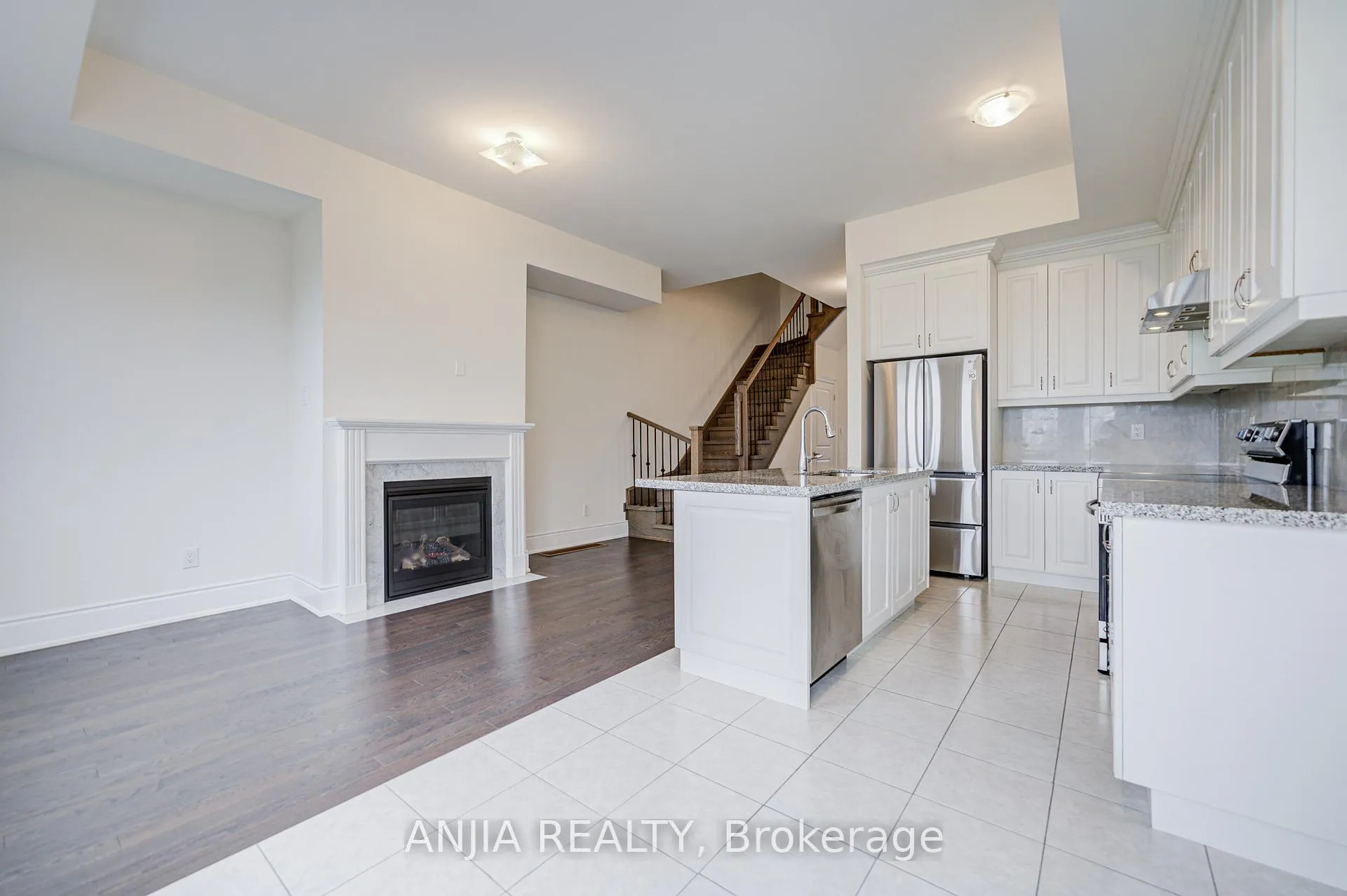 Photo 18 of 329 Swan Park Road, Markham, Greensborough — HOMEH
