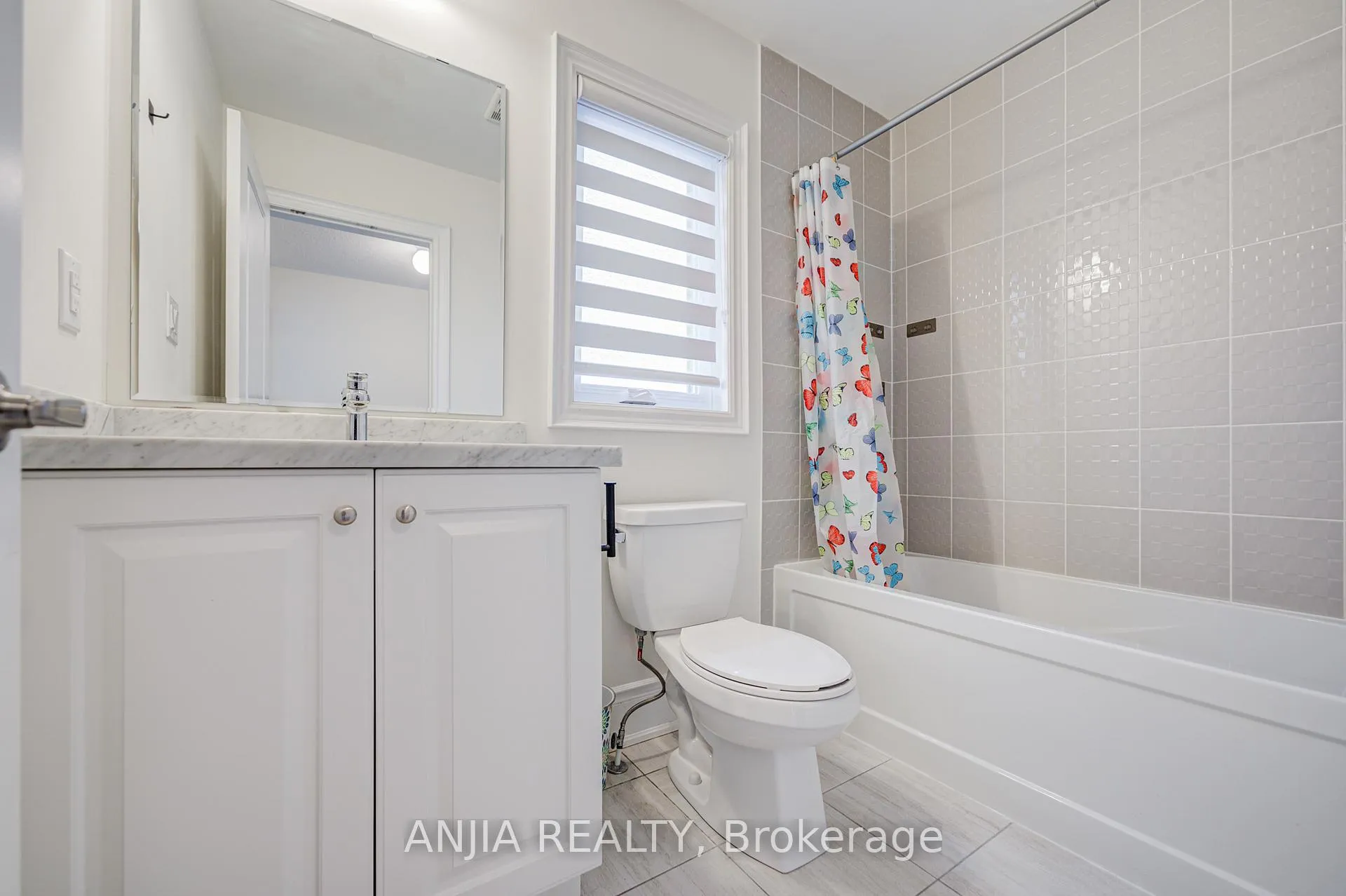 Photo 34 of 329 Swan Park Road, Markham, Greensborough — HOMEH