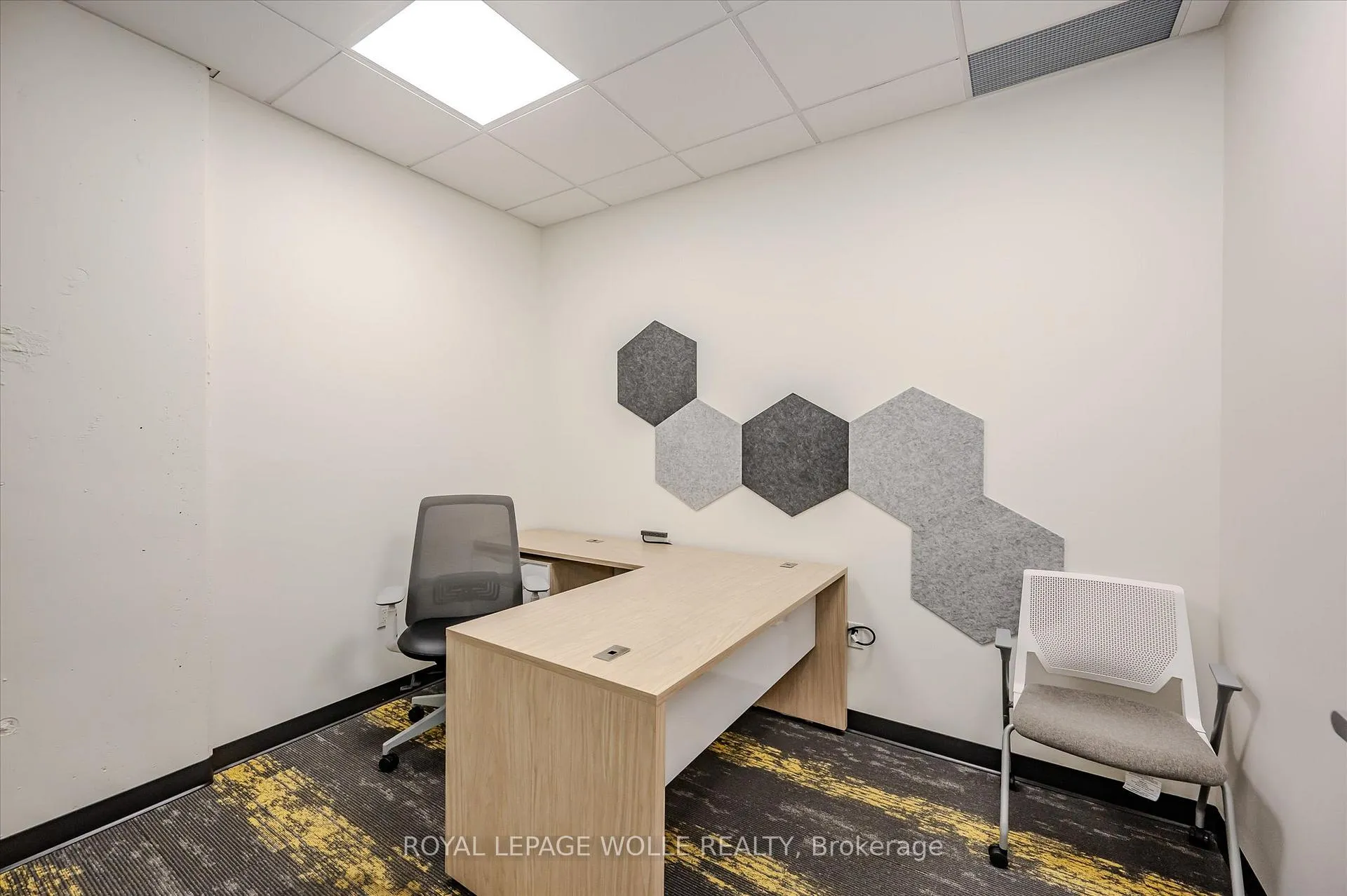 Photo 32 of Unit 902, 100 Garment Street, Kitchener, City Commercial Core — HOMEH