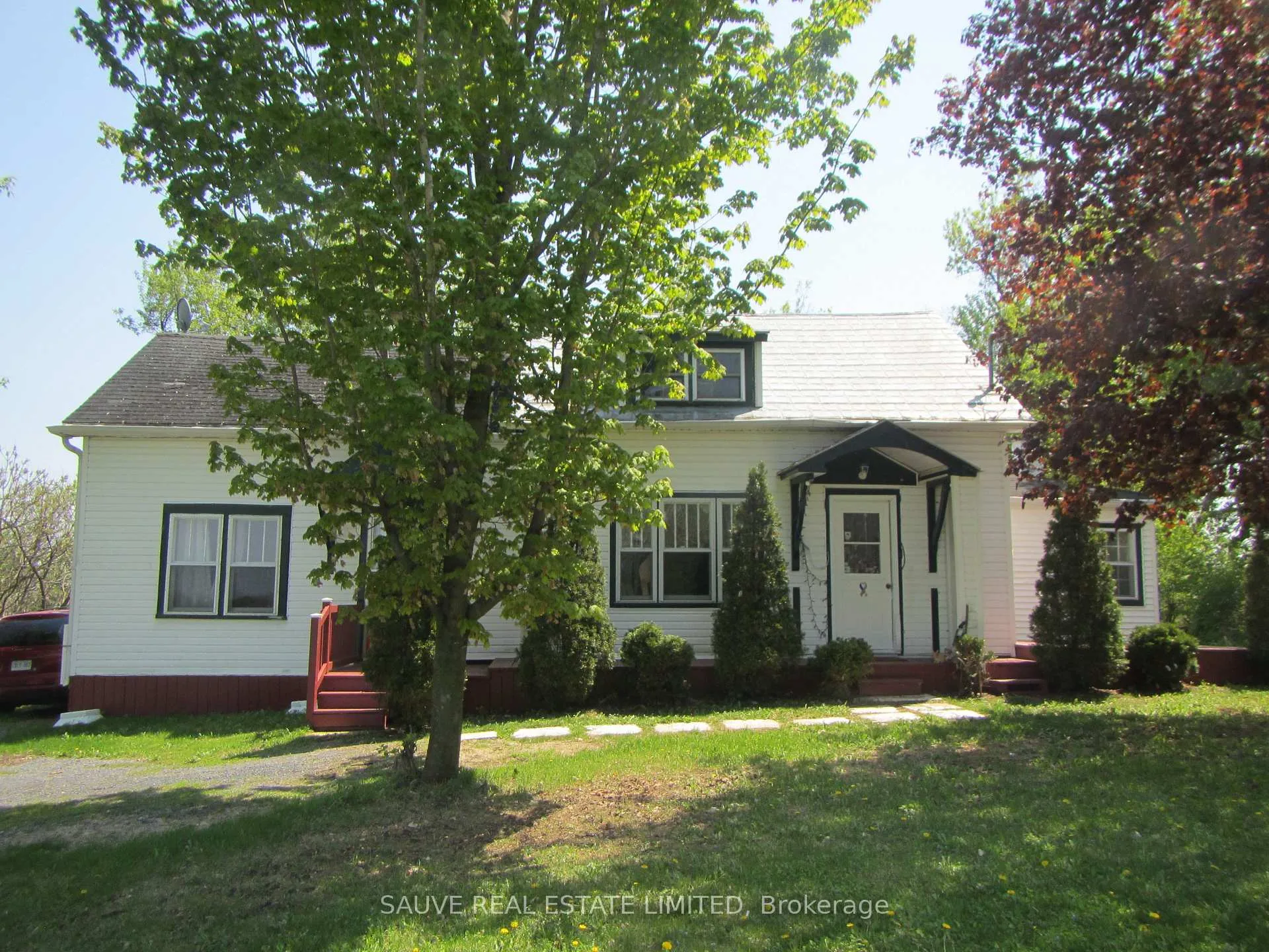 Photo of 21195 concession 6 Road E