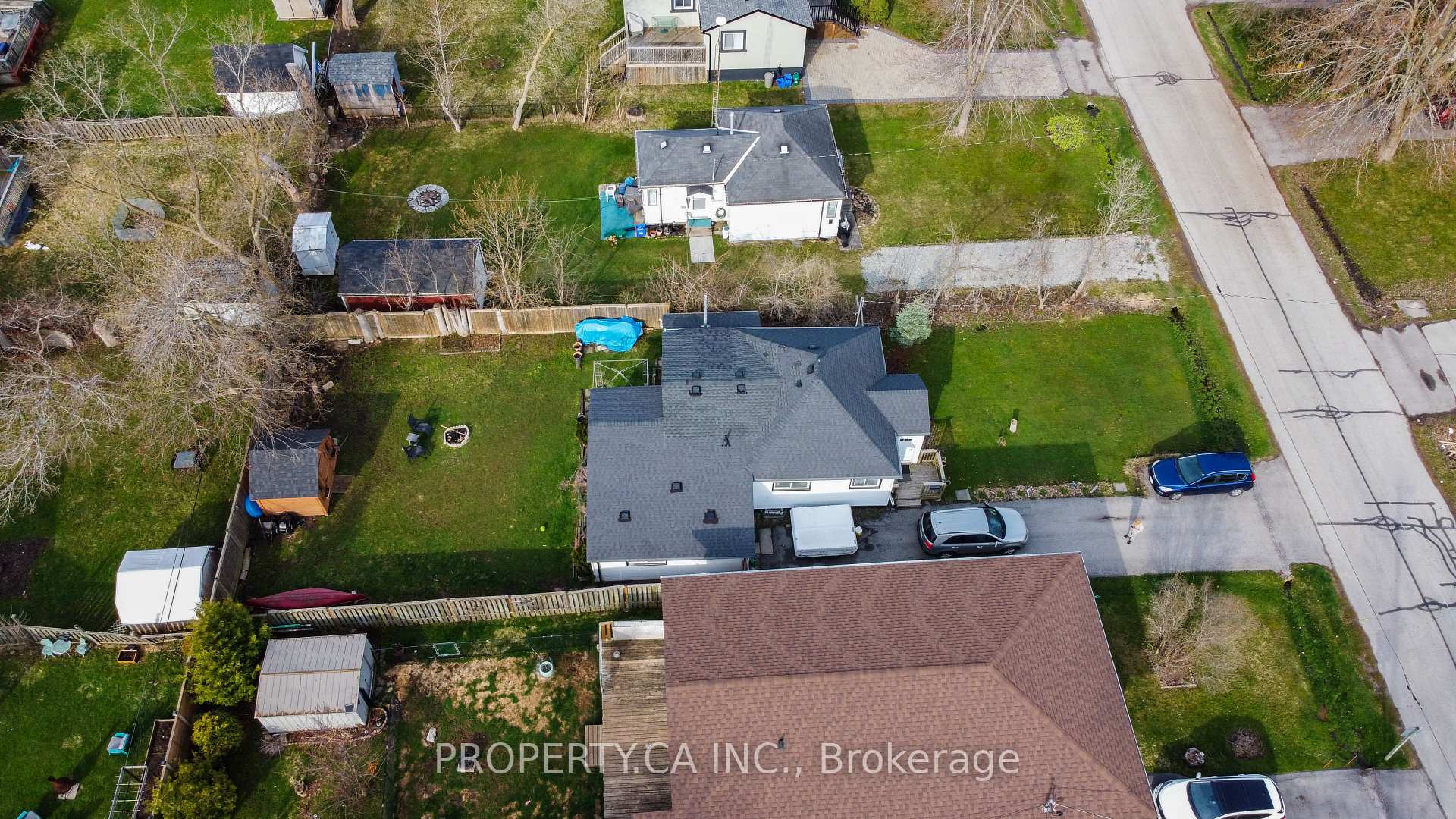 Photo 2 of 323 Pasadena Drive, Georgina, Keswick South — HOMEH