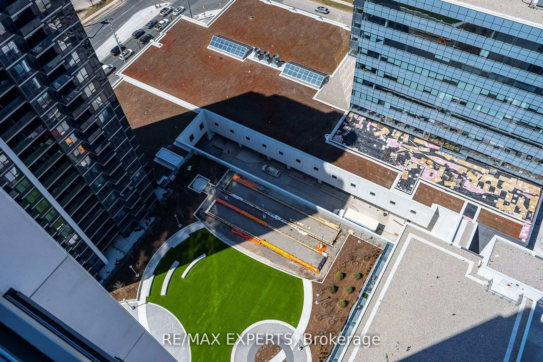 Photo 19 of Unit 911, 3600 Highway 7, Vaughan, Vaughan Corporate Centre — HOMEH