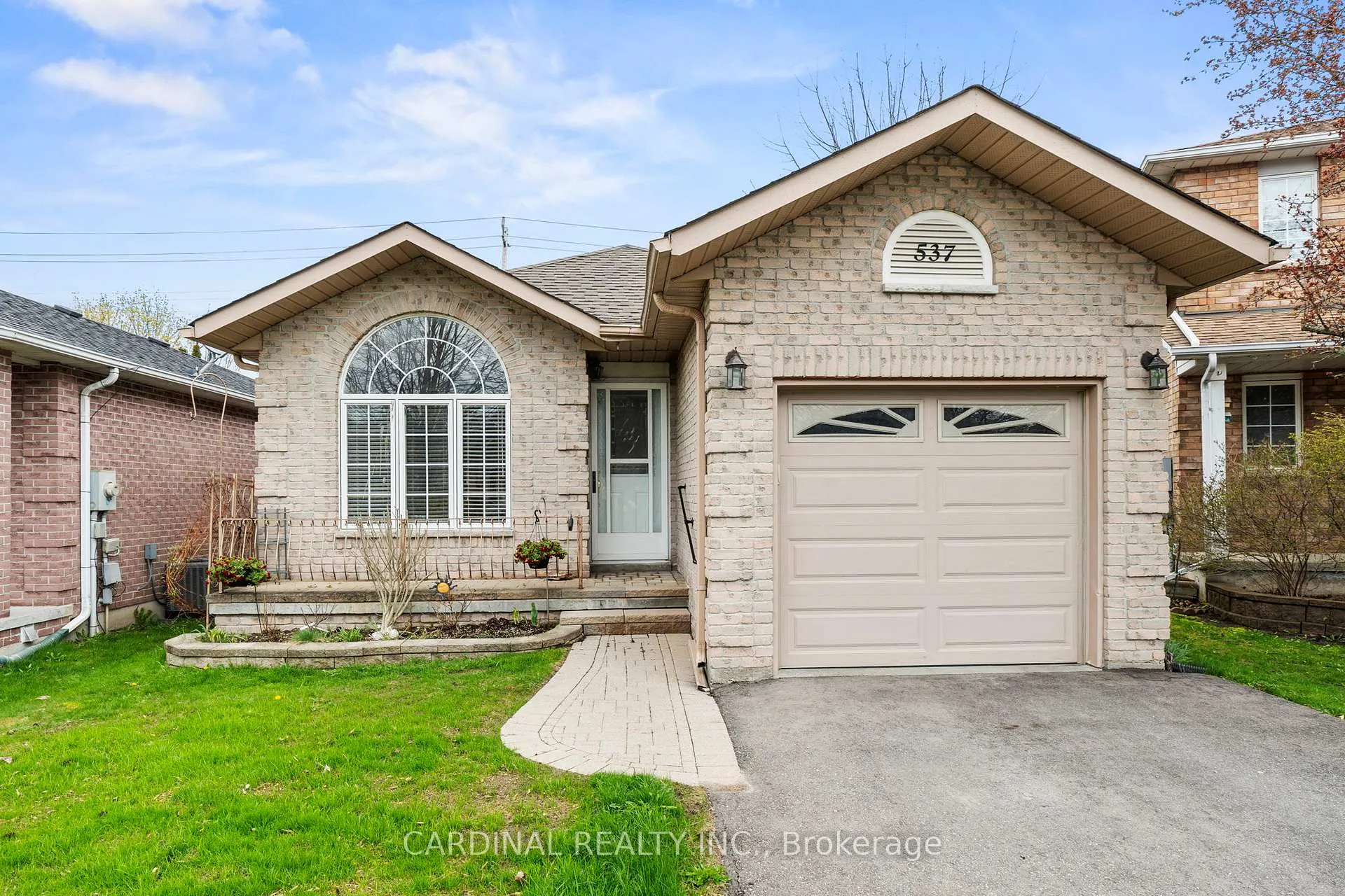 Photo 1 of 537 Wilson Road, Cobourg — HOMEH