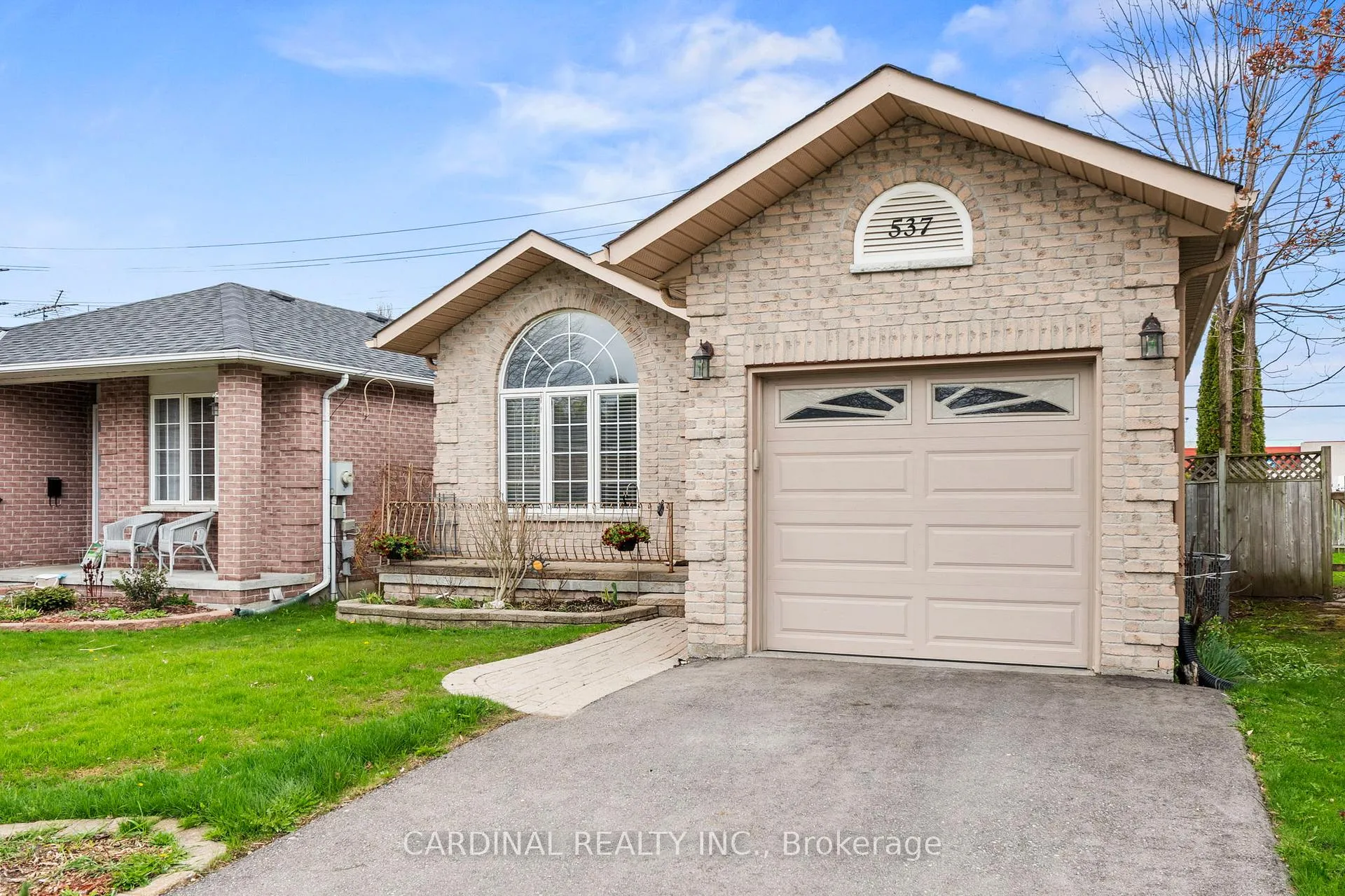 Photo 2 of 537 Wilson Road, Cobourg — HOMEH