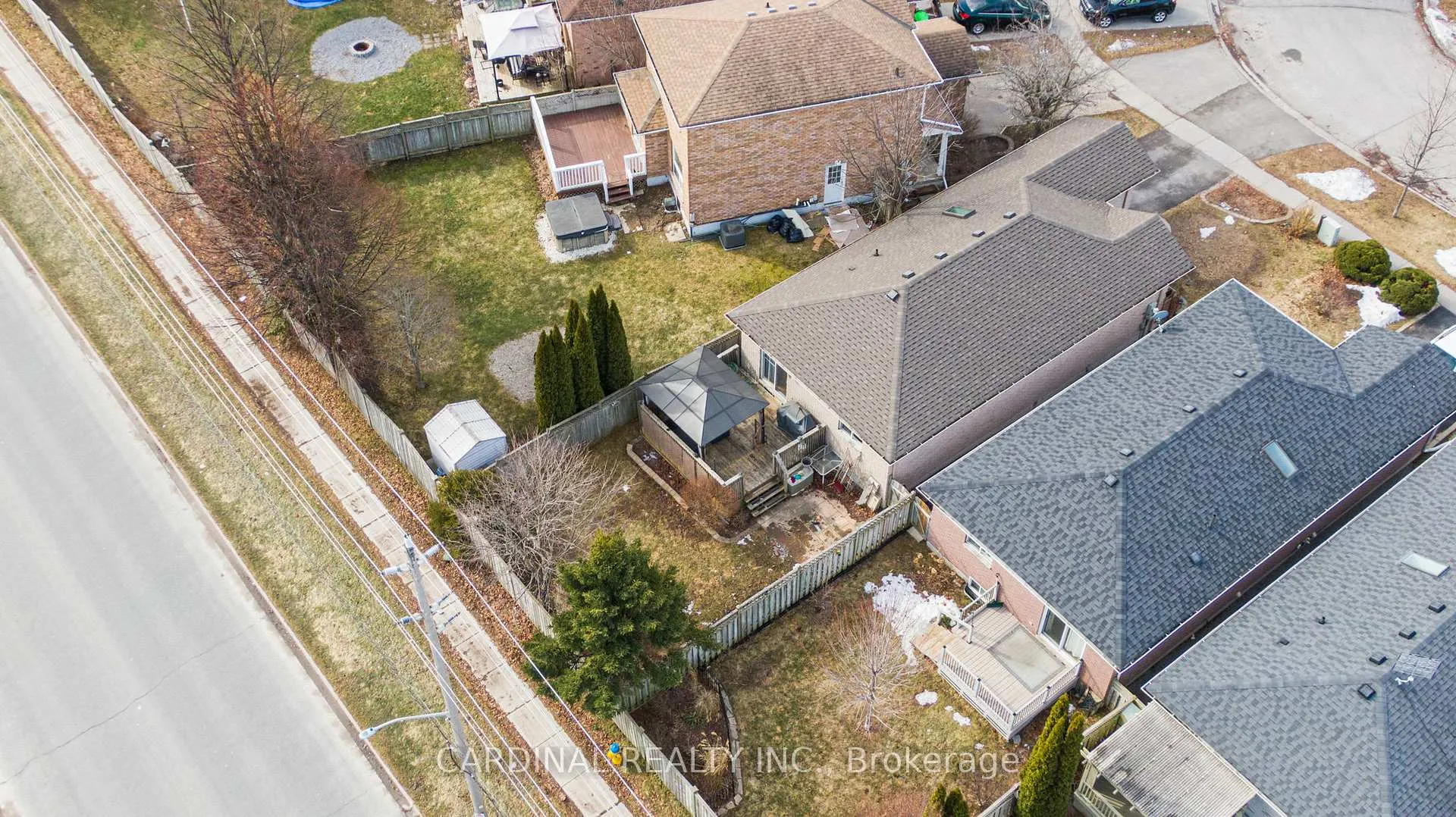 Photo 11 of 537 Wilson Road, Cobourg — HOMEH