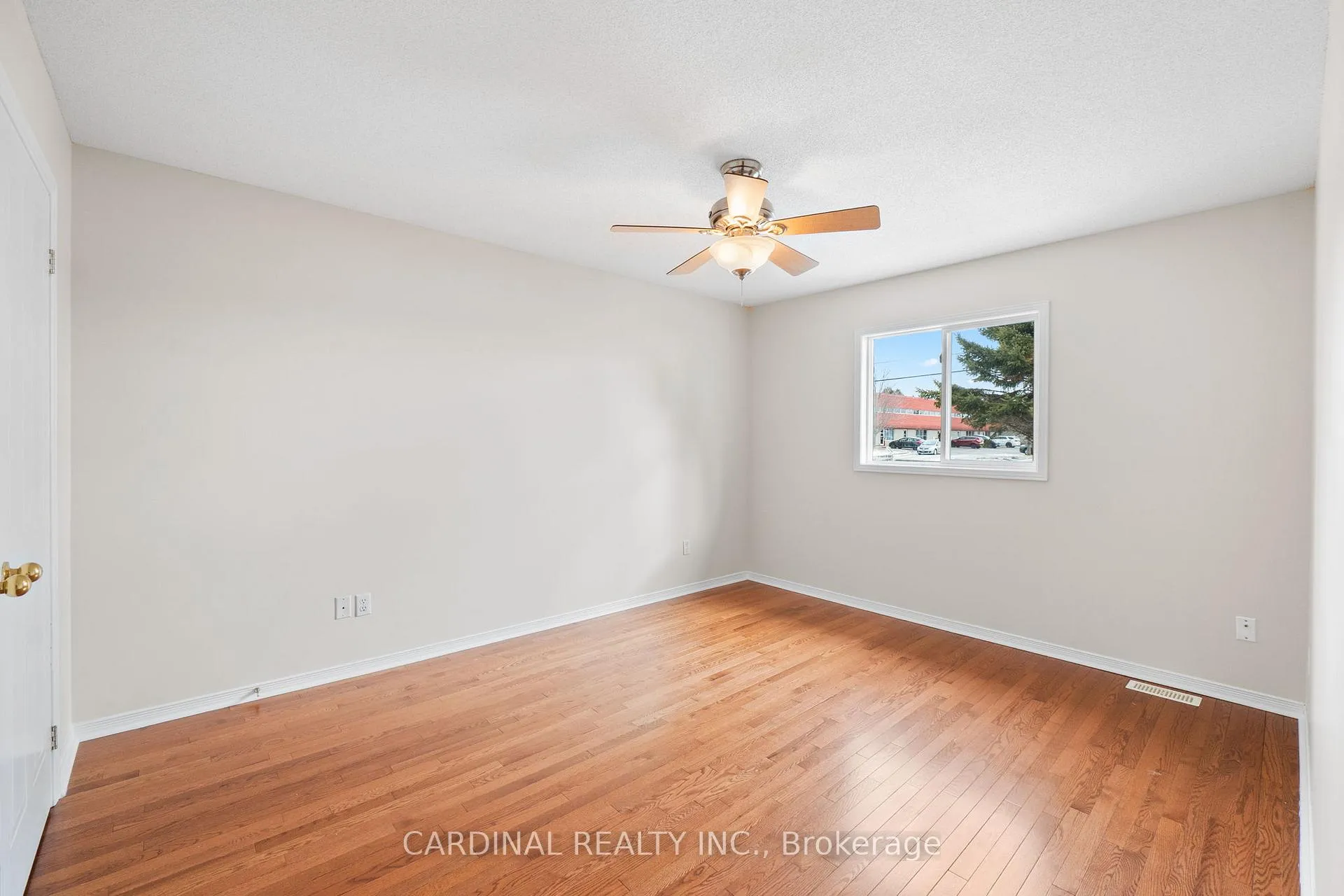 Photo 30 of 537 Wilson Road, Cobourg — HOMEH