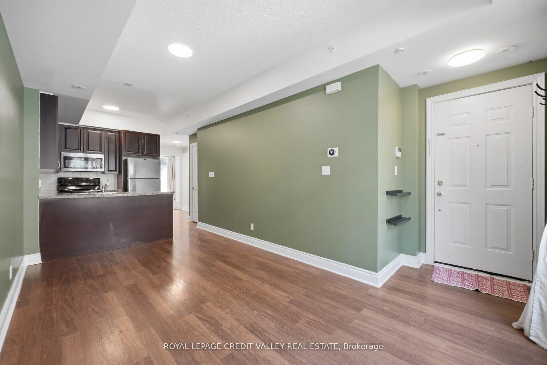 Photo 7 of Unit TH21, 88 Carr Street, Toronto, Kensington-Chinatown — HOMEH